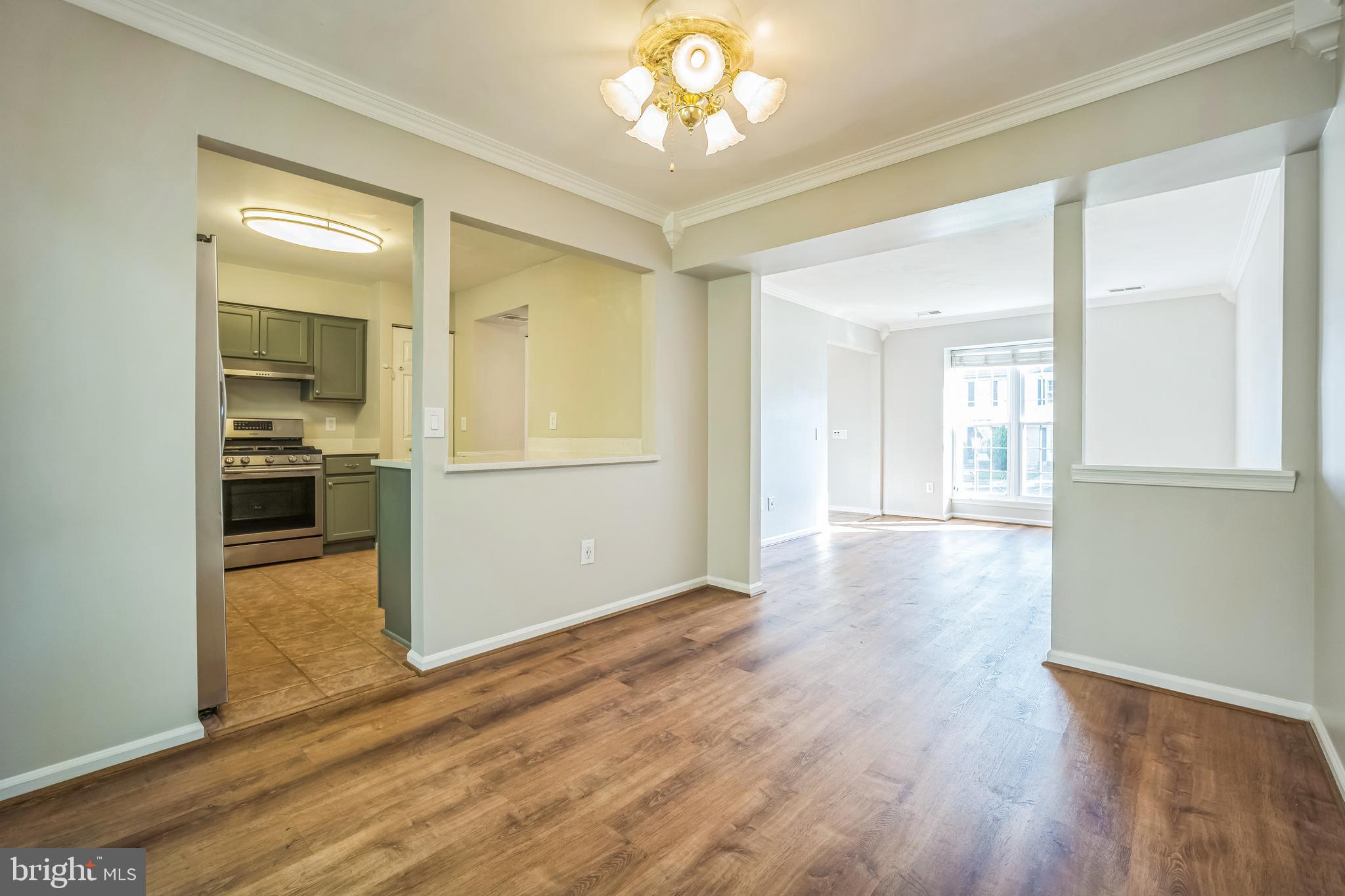 LONDON TOWN WEST - Residential Lease