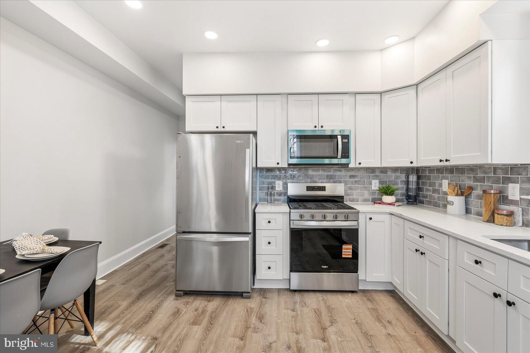 2010 N LONGWOOD STREET