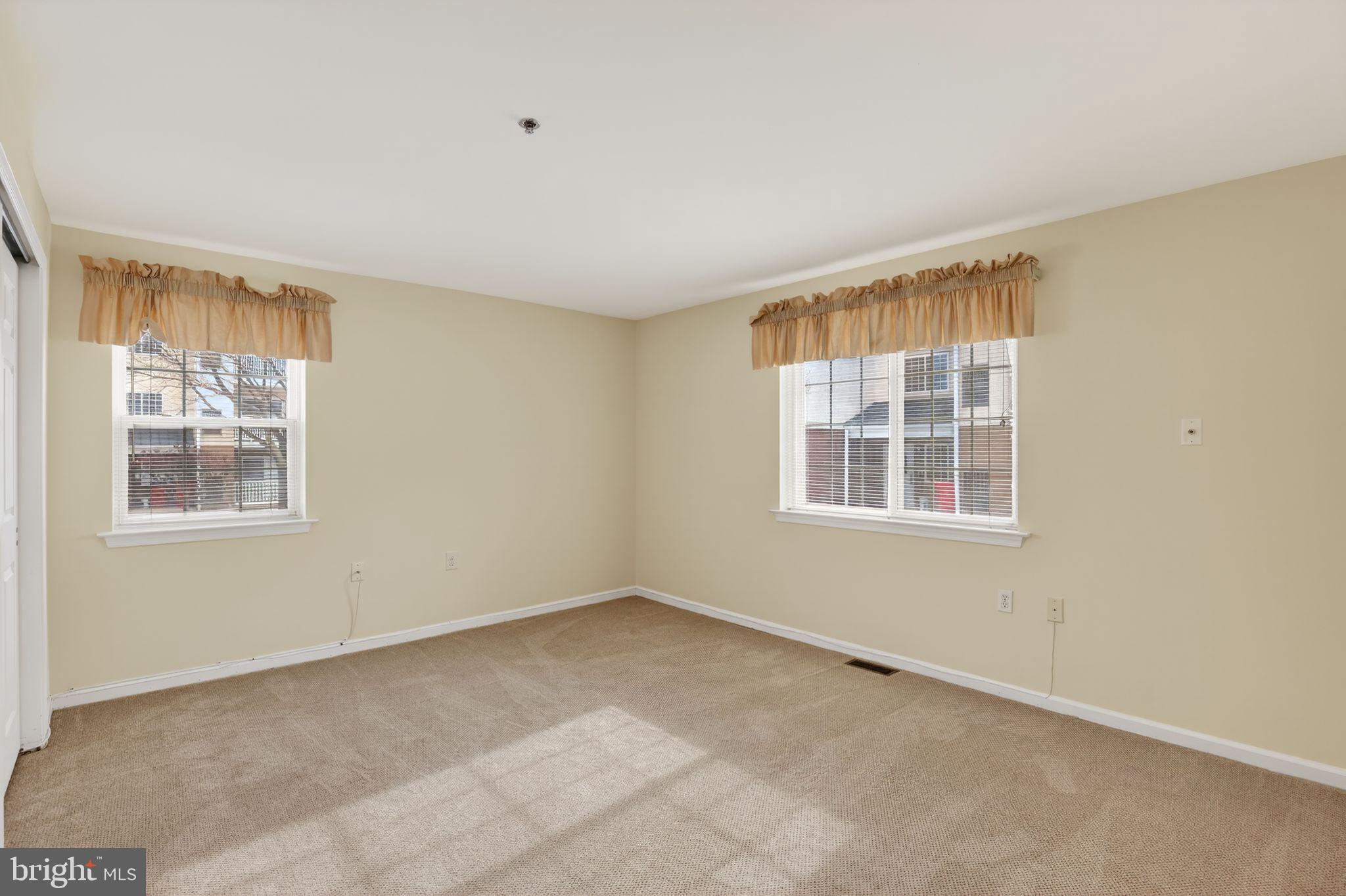 PAOLI POINTE - Residential