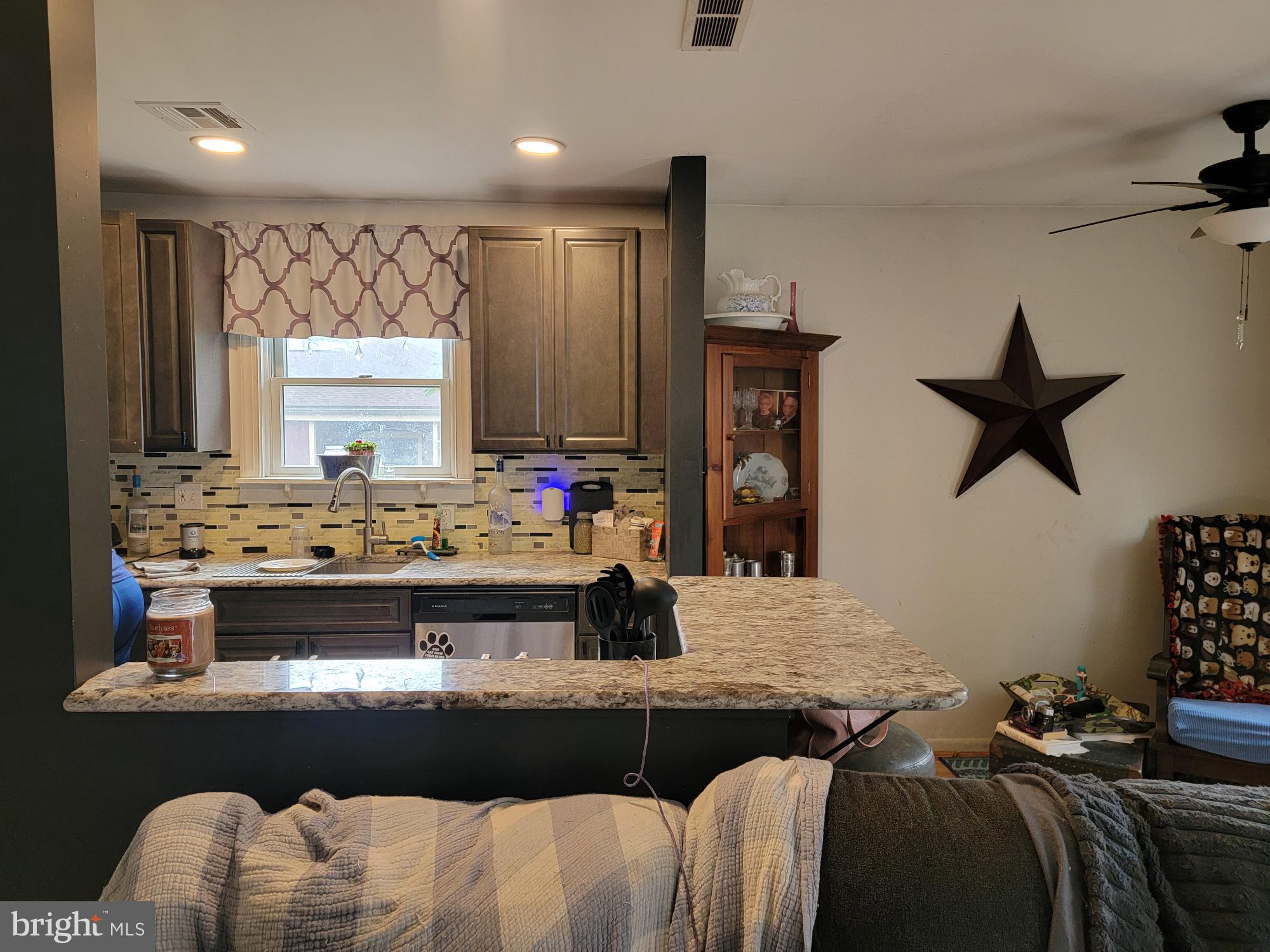 851 LOUISE COURT