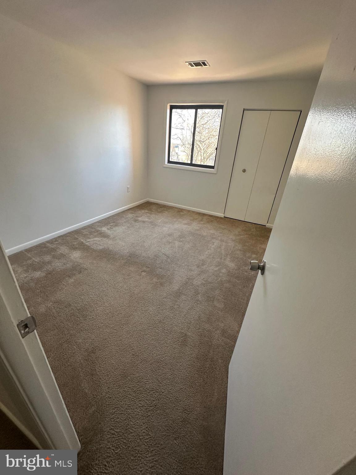 BRIGHT OAKS - Residential Lease