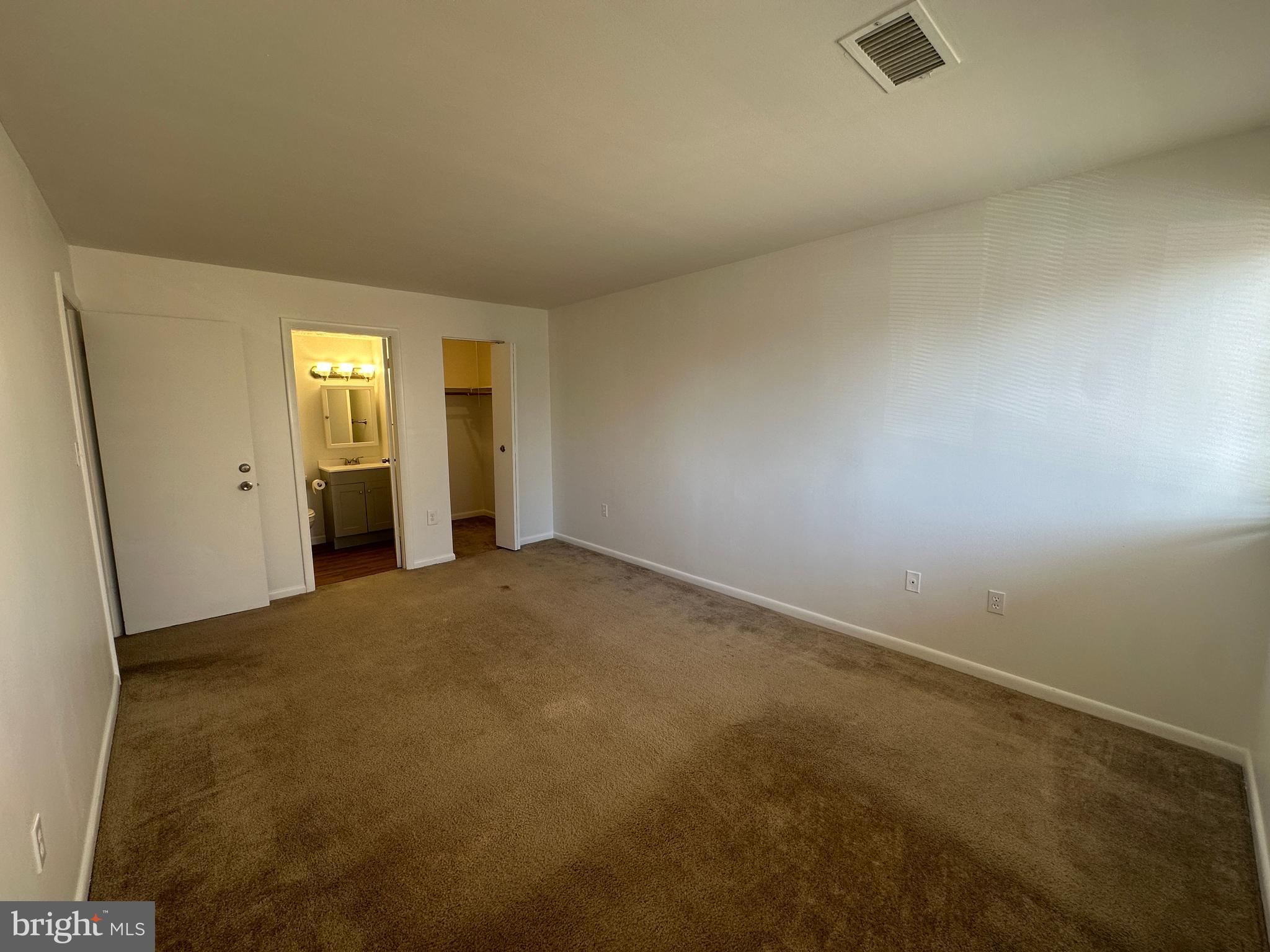 BRIGHT OAKS - Residential Lease