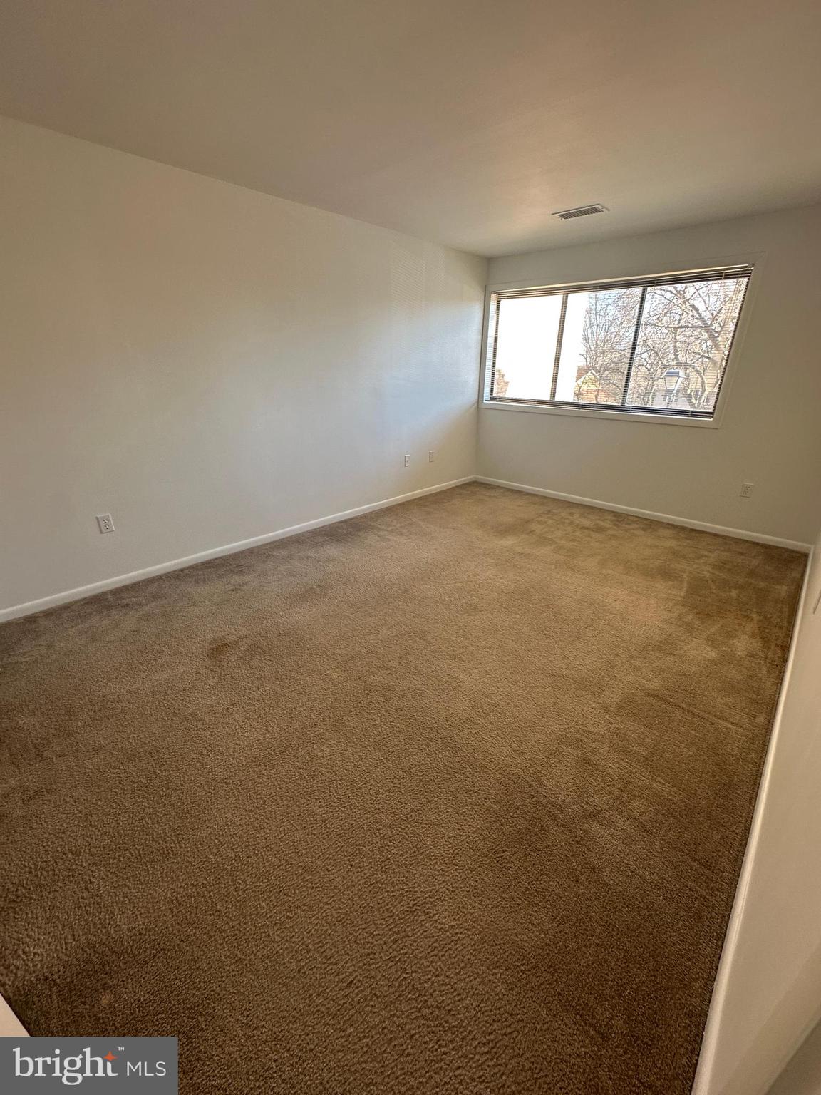 BRIGHT OAKS - Residential Lease