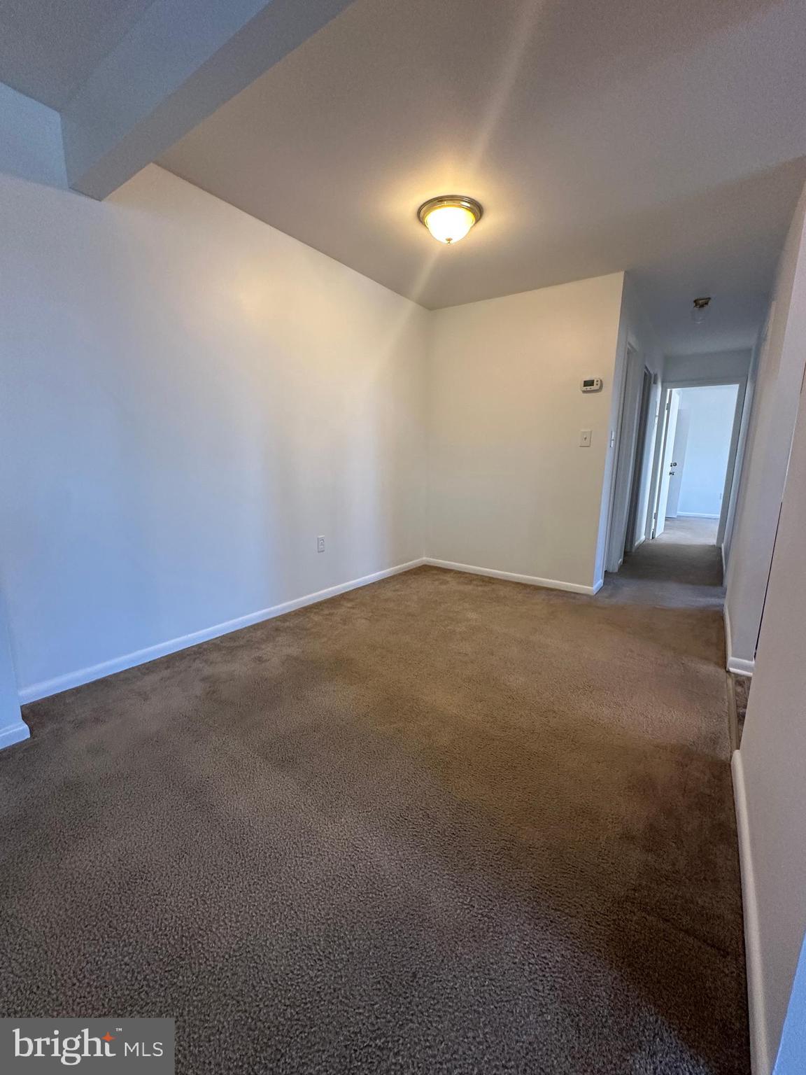 BRIGHT OAKS - Residential Lease