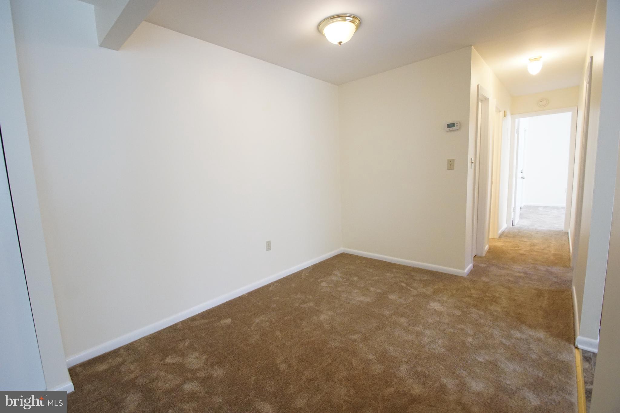 BRIGHT OAKS - Residential Lease