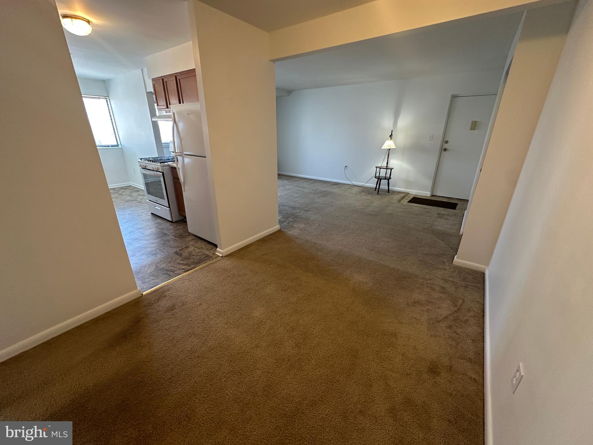 BRIGHT OAKS - Residential Lease