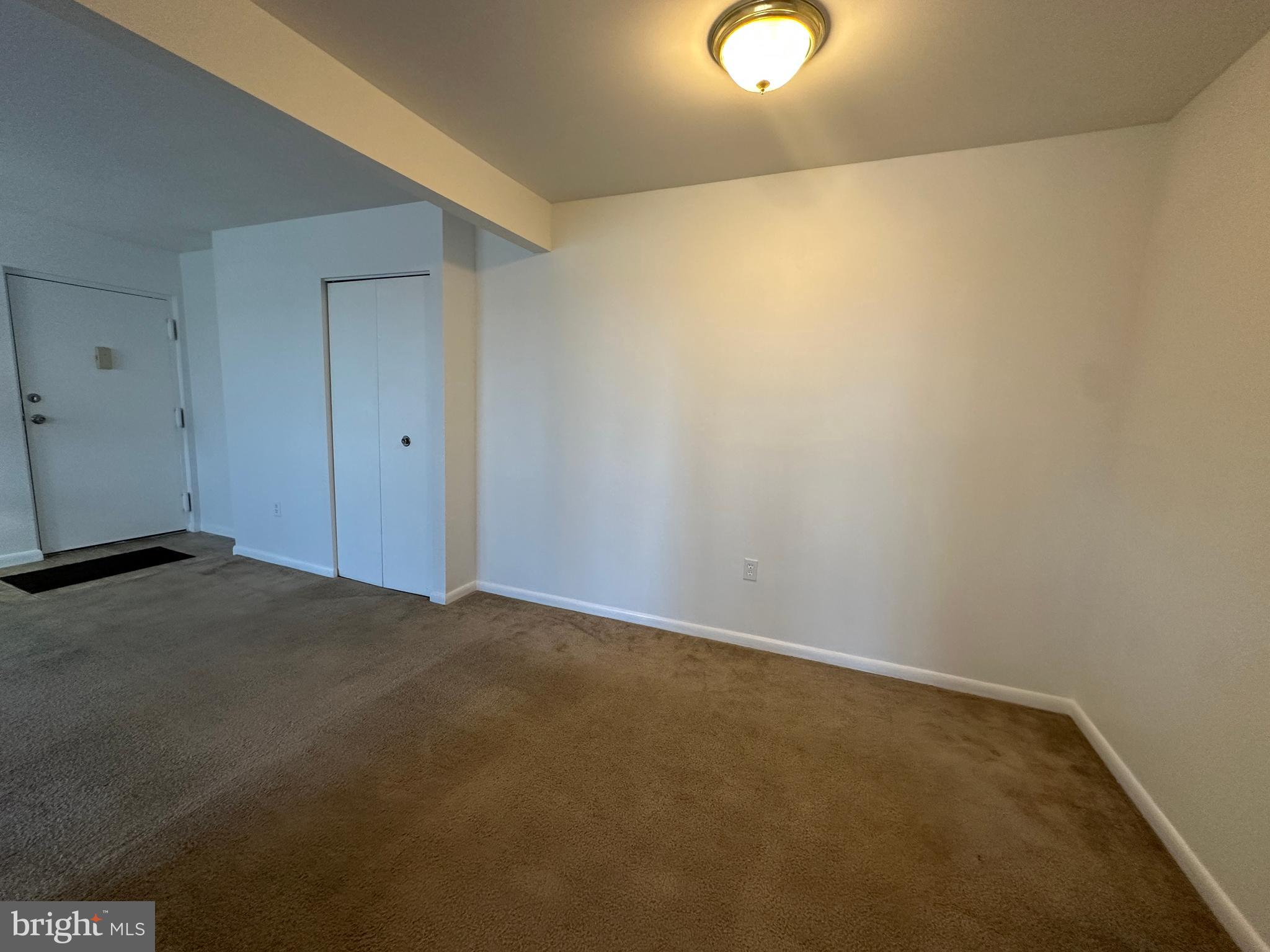 BRIGHT OAKS - Residential Lease