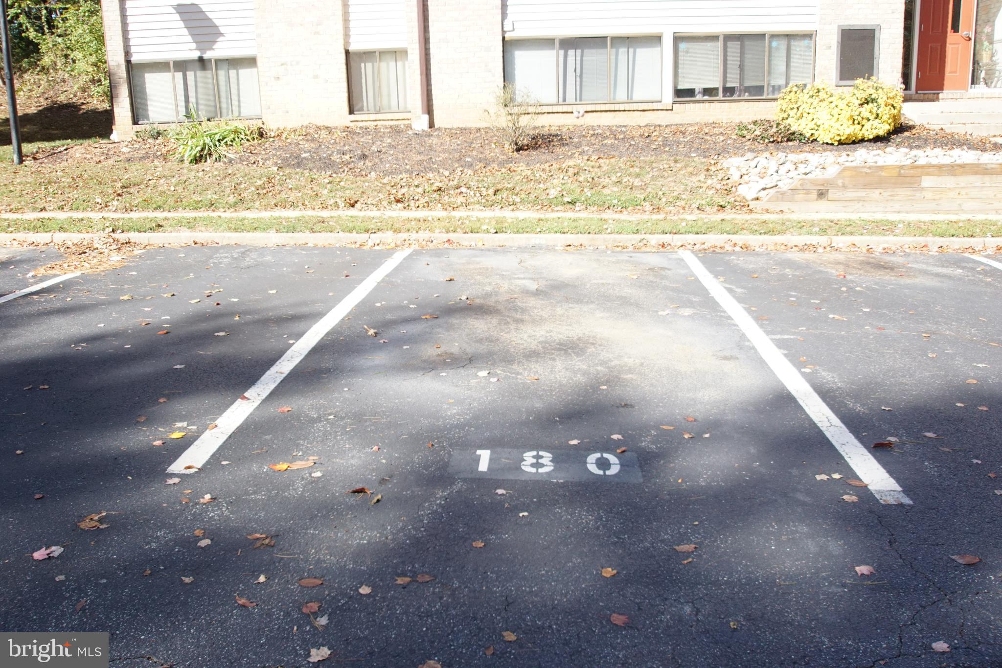 BRIGHT OAKS - Residential Lease