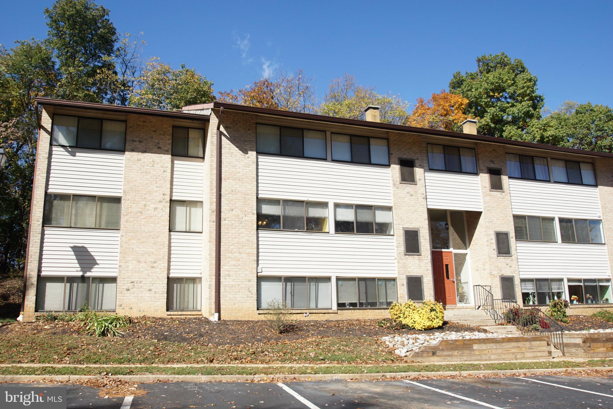 BRIGHT OAKS - Residential Lease
