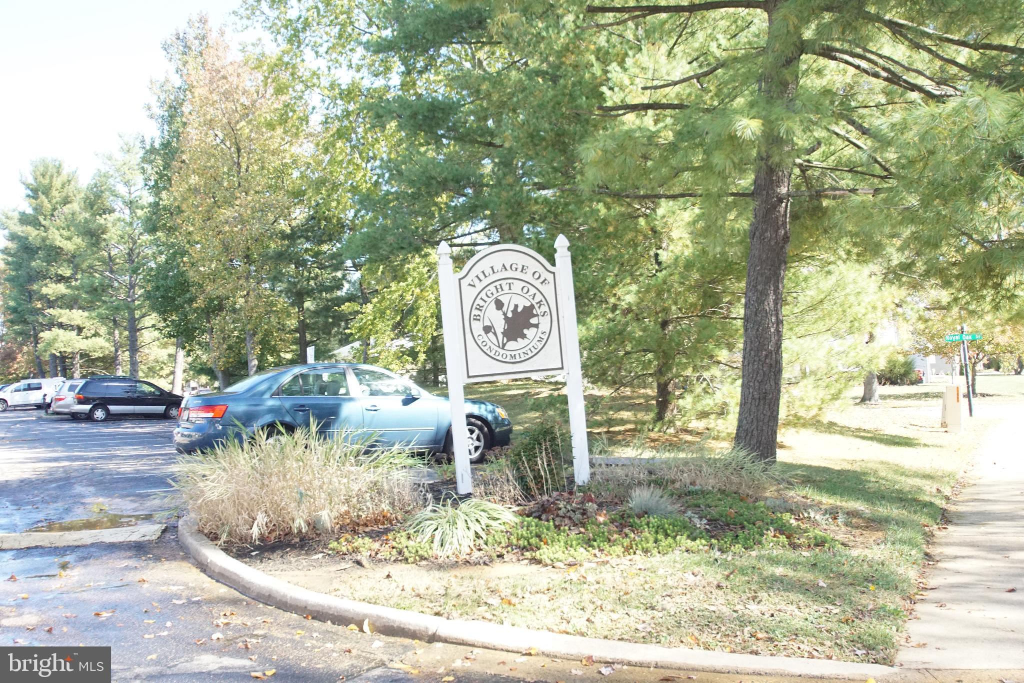 BRIGHT OAKS - Residential Lease