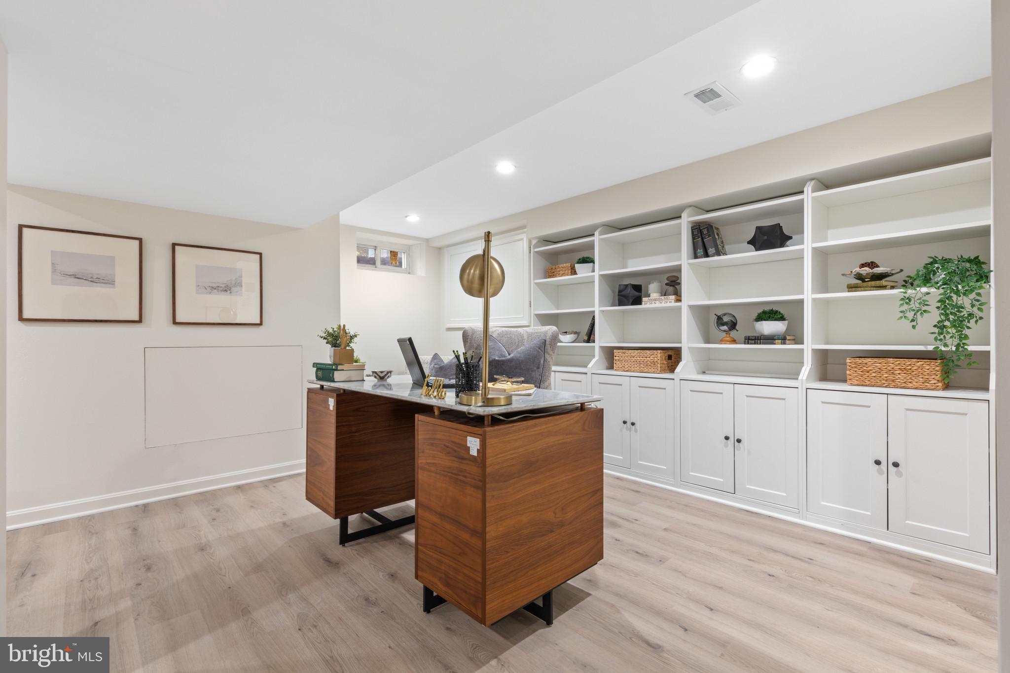 ANCHORAGE - Residential