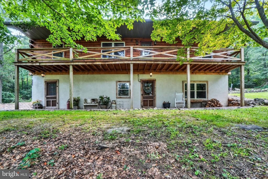 Photo of 161 Becker Road, ELIZABETHTOWN, PA 17022 (MLS # PALA2074268)