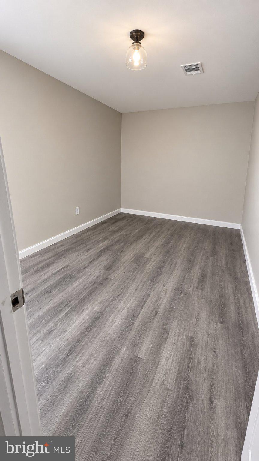 10001 GOLD COAST BASEMENT