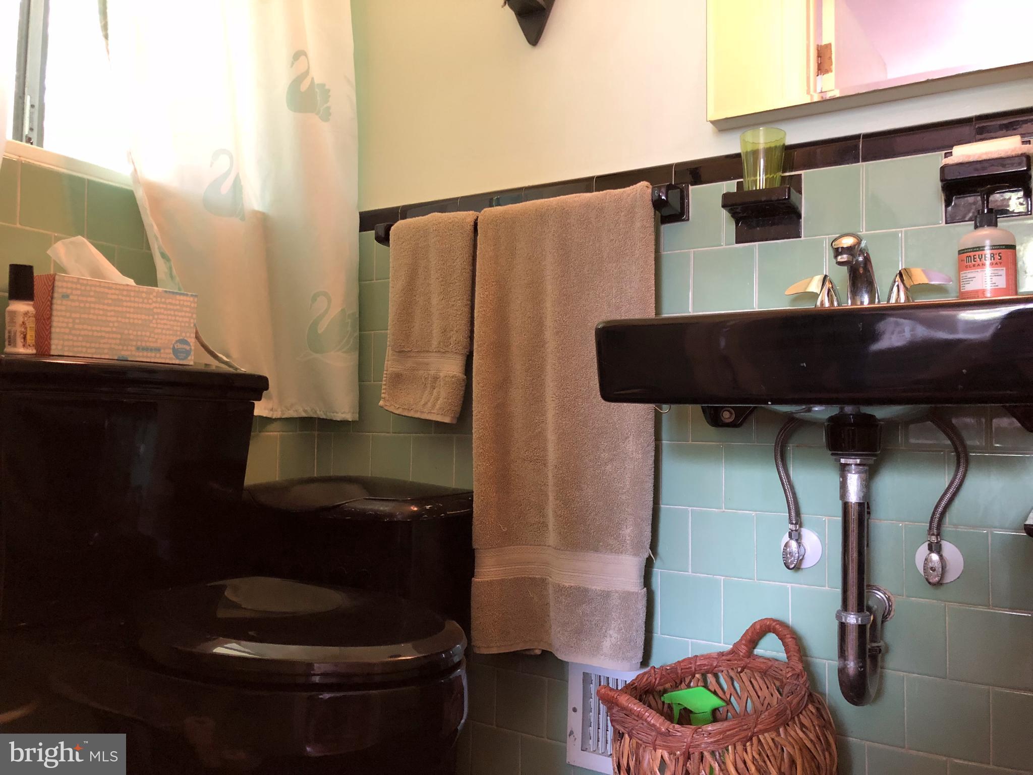 ADMIRAL HEIGHTS - Residential