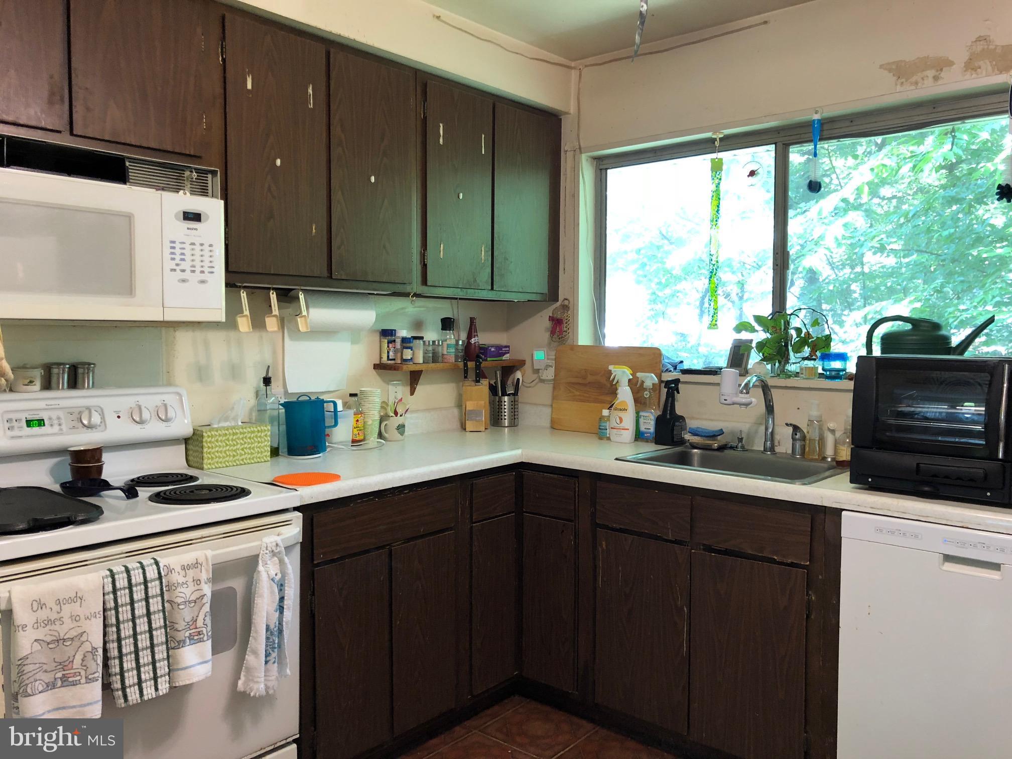 ADMIRAL HEIGHTS - Residential