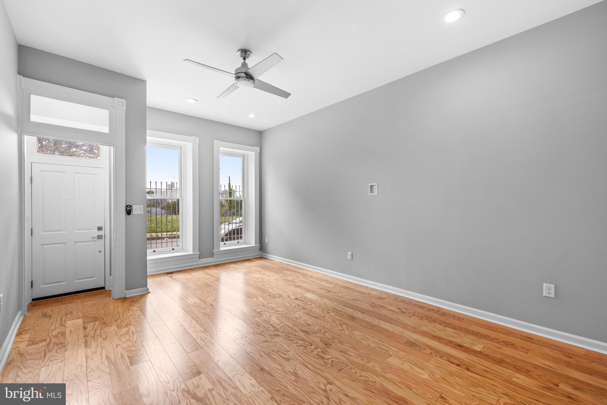 JOHNSTON SQUARE - Residential