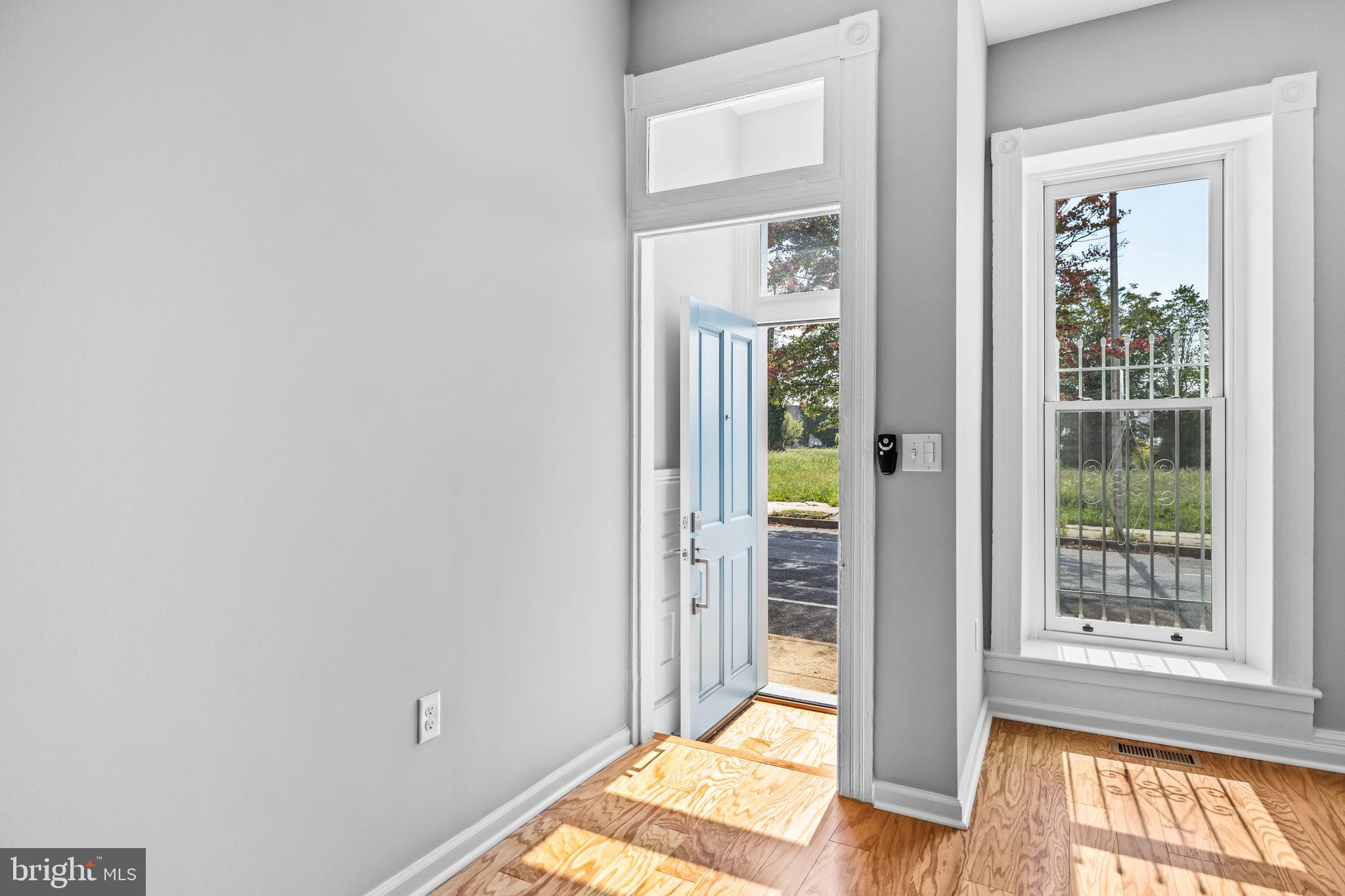 JOHNSTON SQUARE - Residential