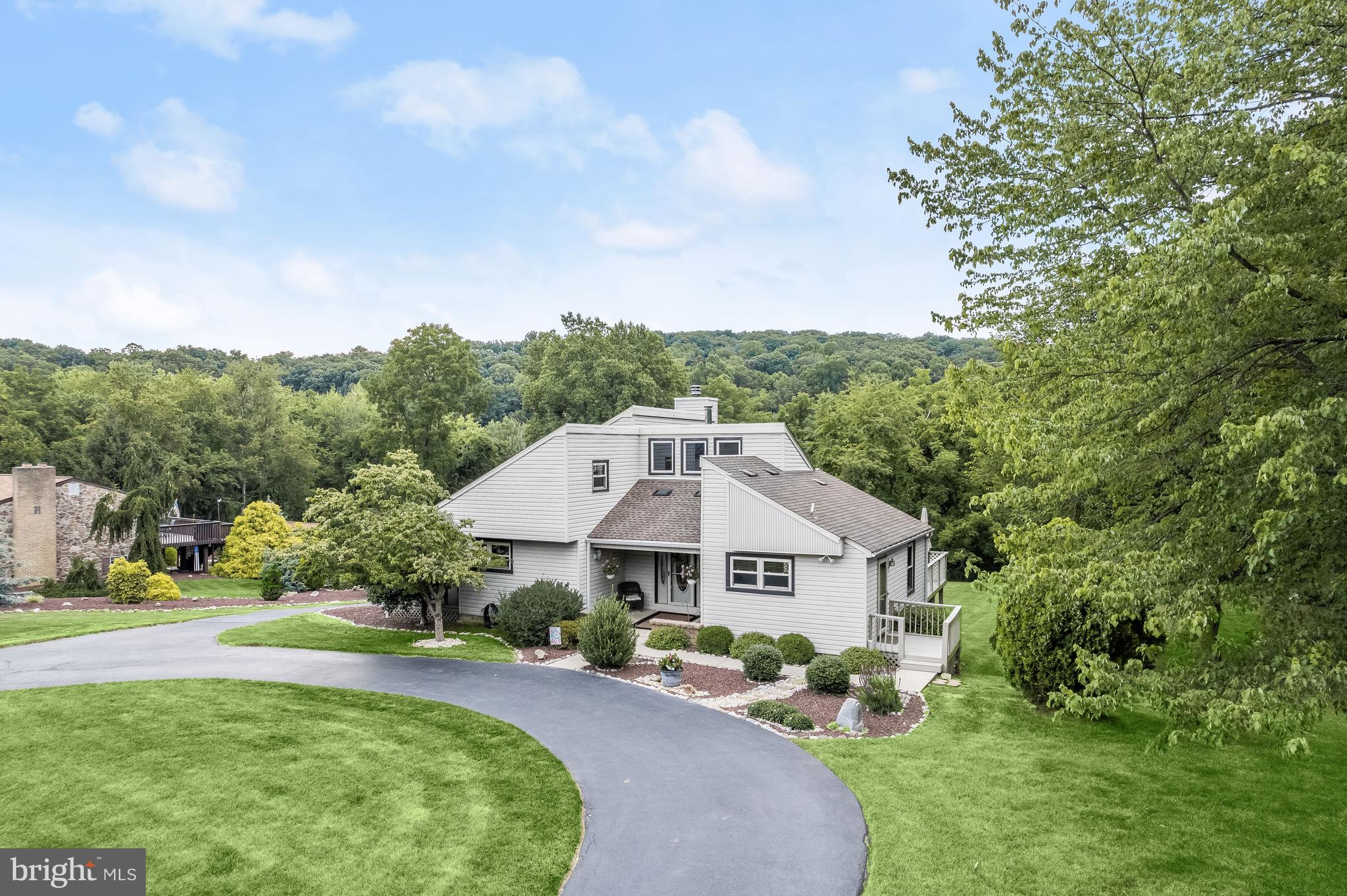 SKYLINE ESTATES - Residential