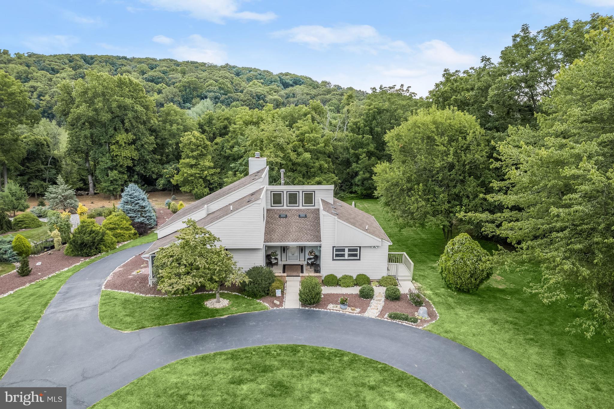 SKYLINE ESTATES - Residential