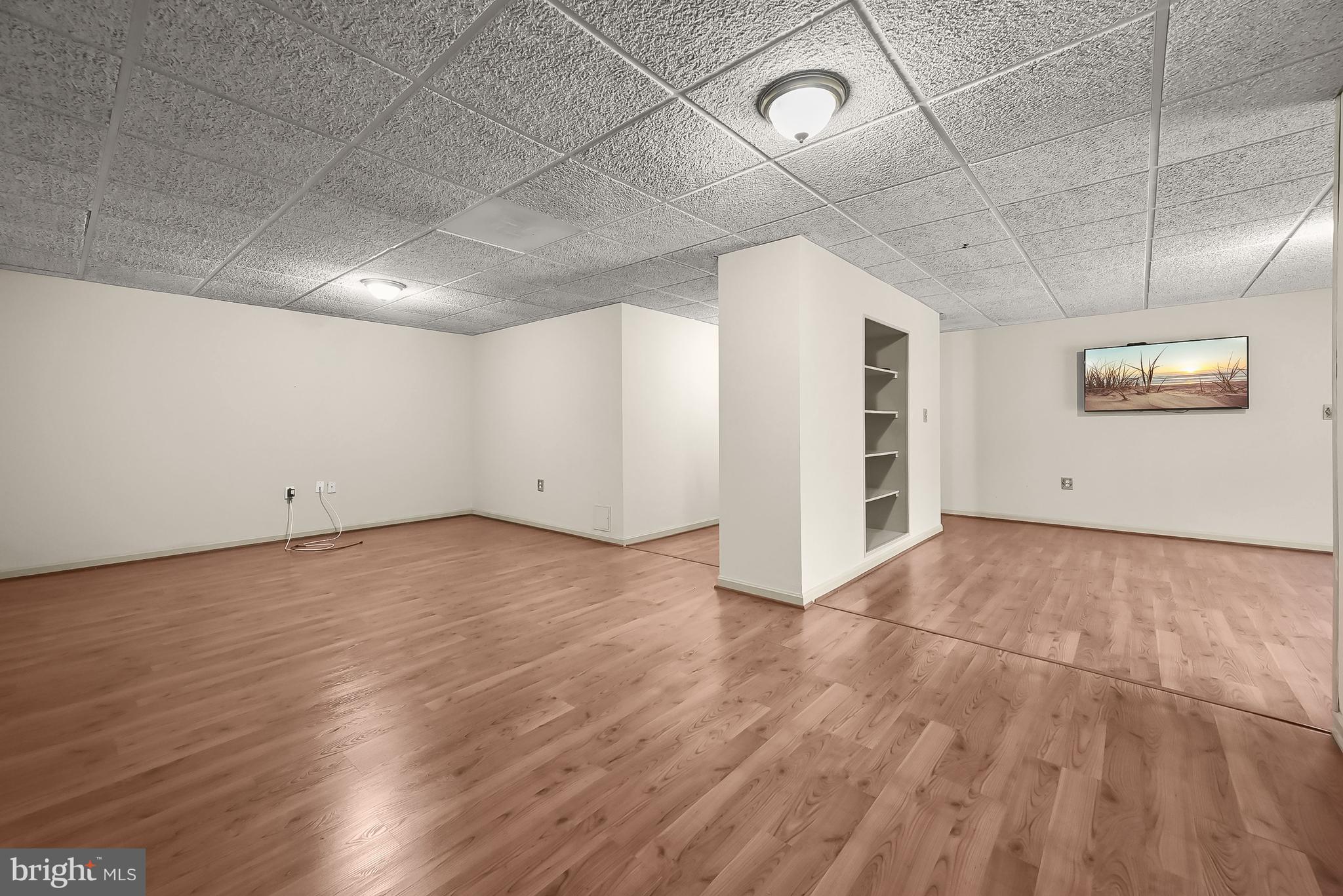 SKYLINE ESTATES - Residential