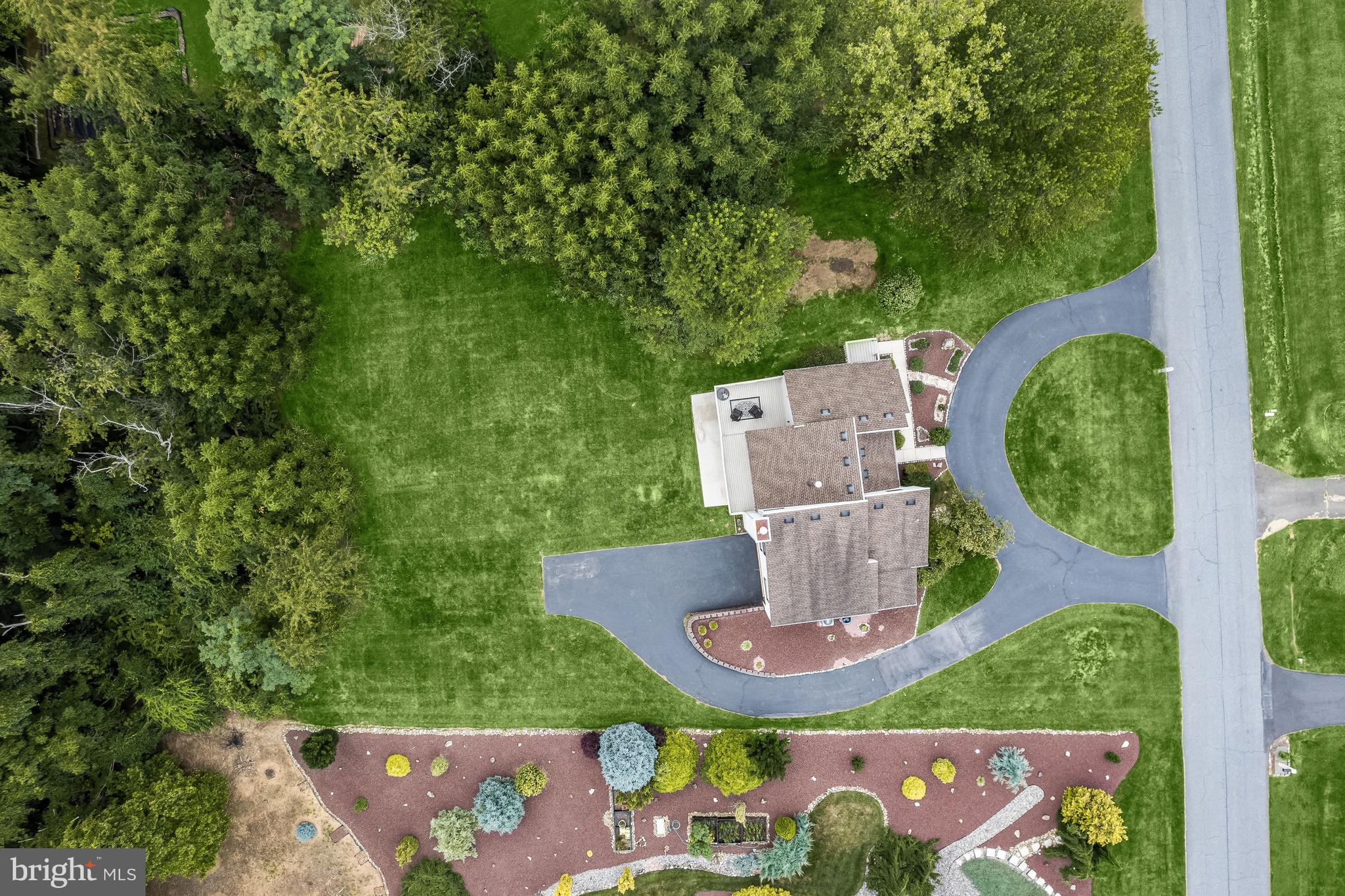 SKYLINE ESTATES - Residential