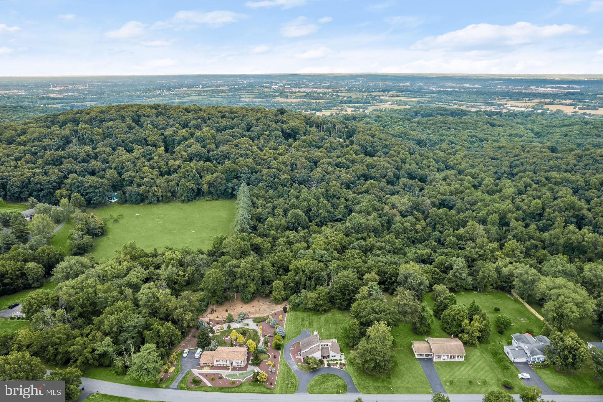 SKYLINE ESTATES - Residential