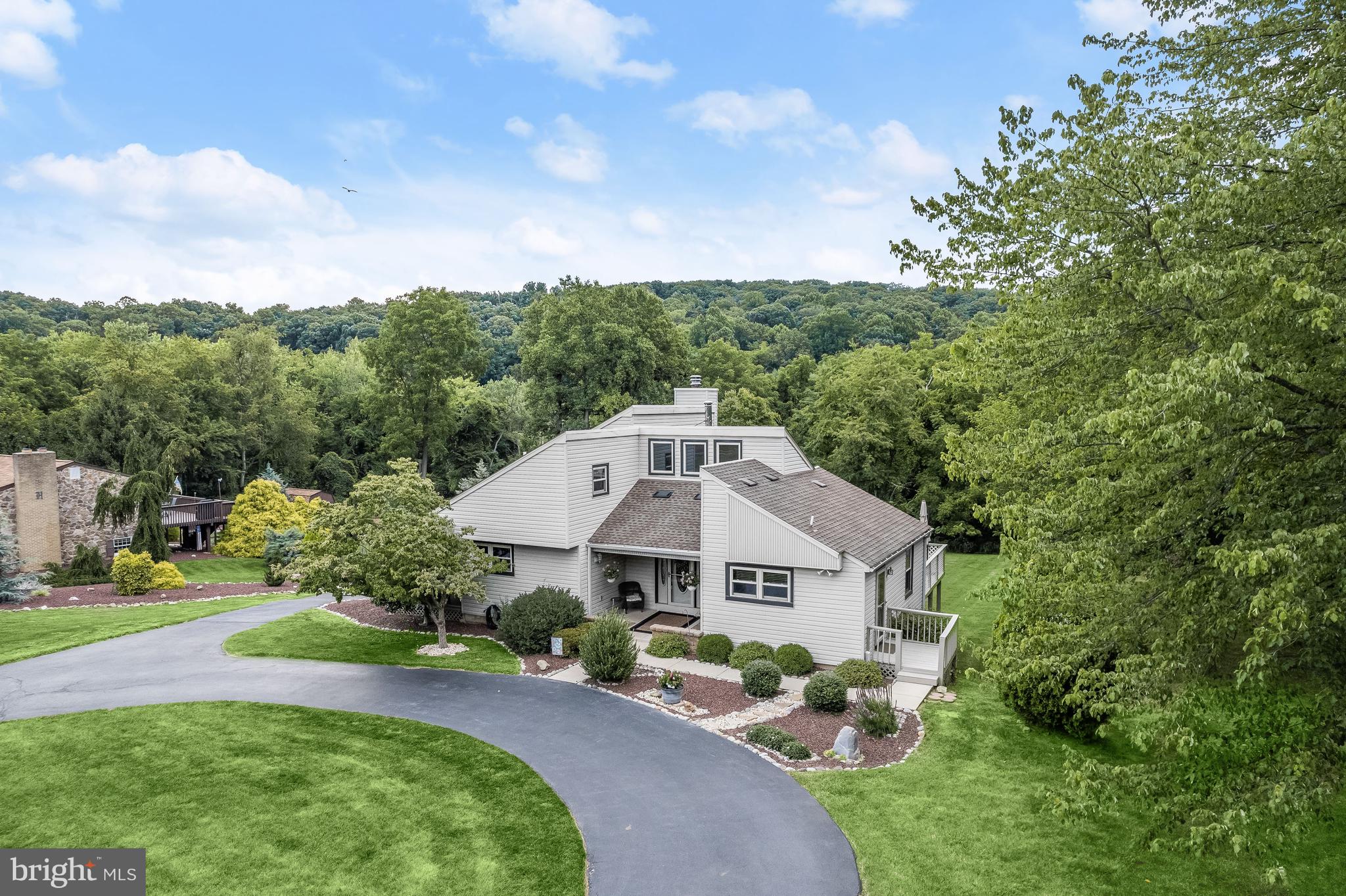 SKYLINE ESTATES - Residential