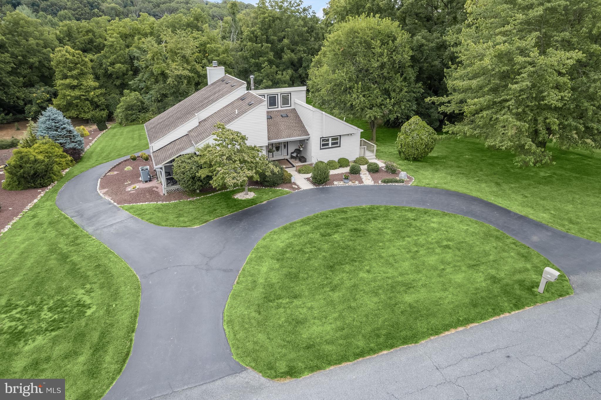 SKYLINE ESTATES - Residential