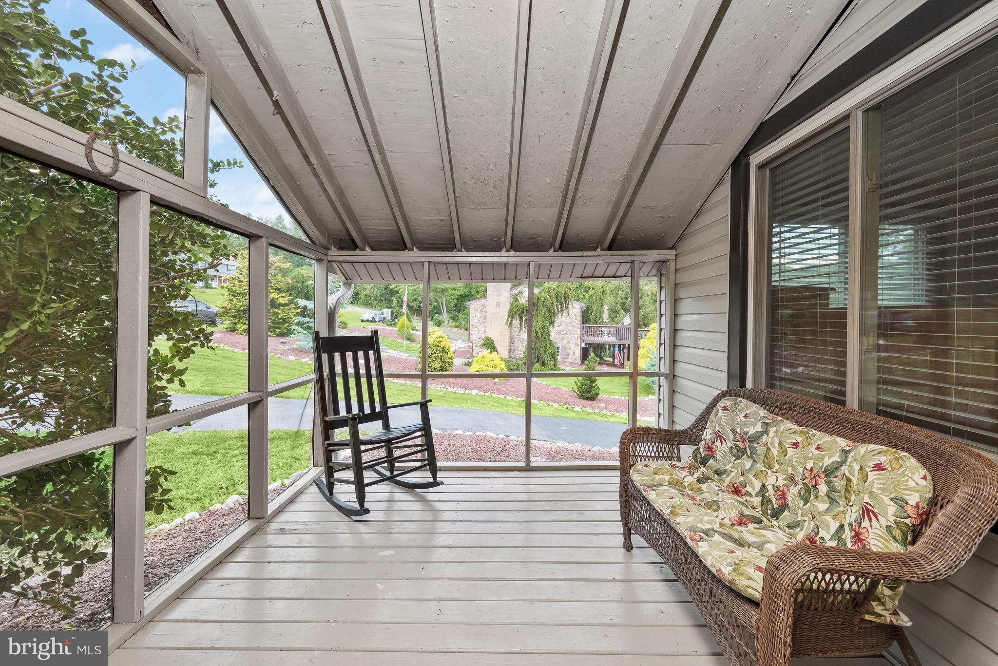 SKYLINE ESTATES - Residential