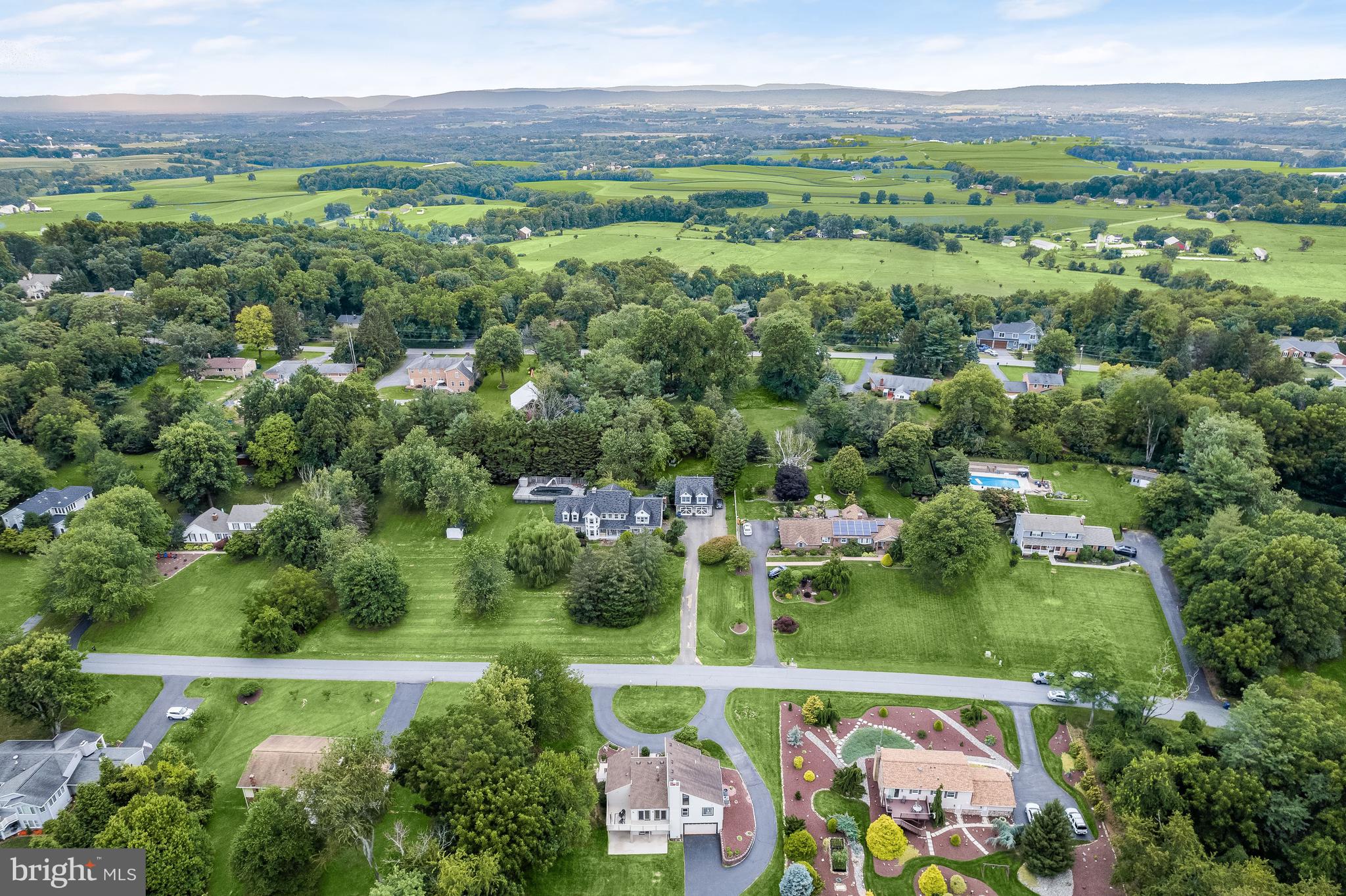 SKYLINE ESTATES - Residential