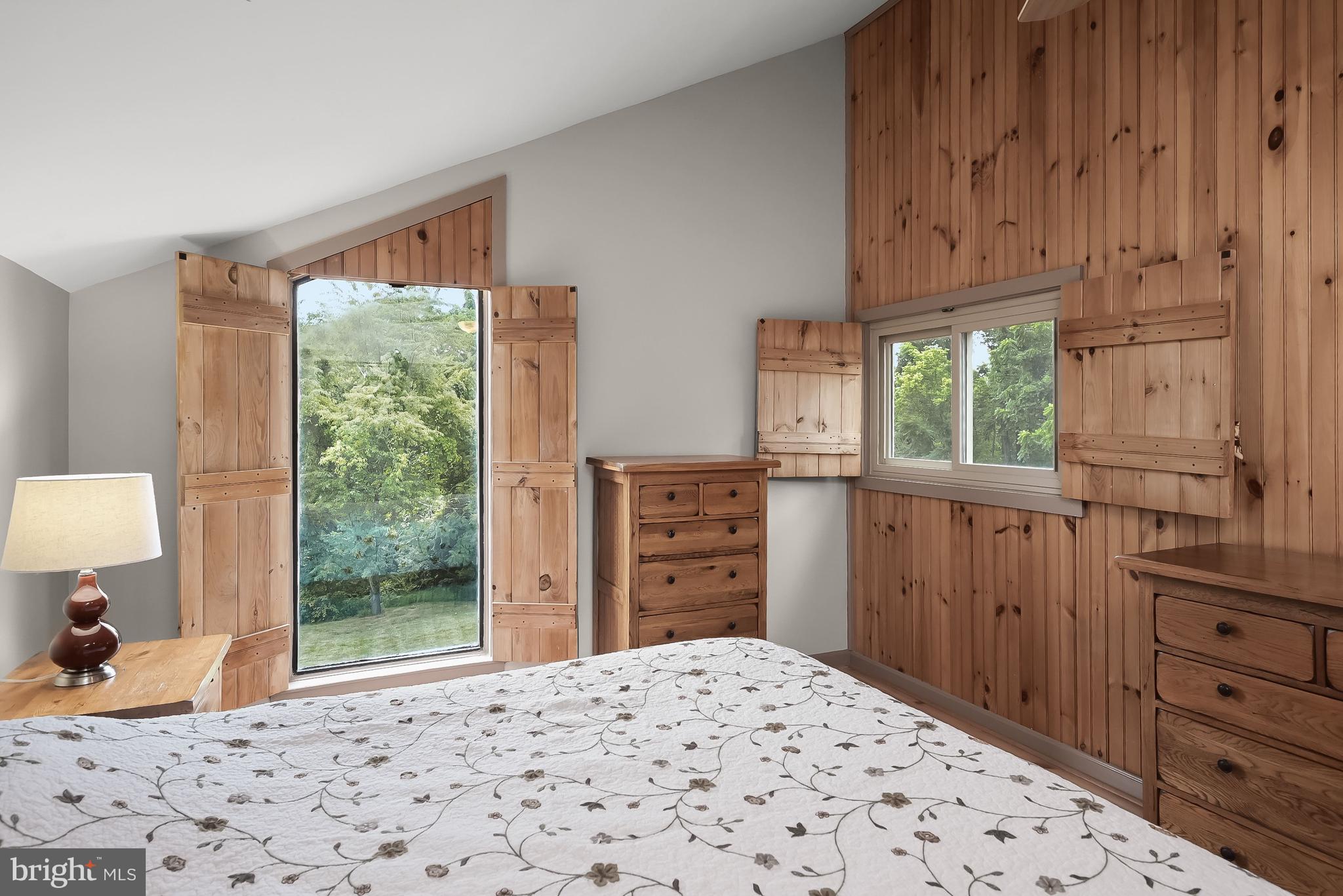 SKYLINE ESTATES - Residential