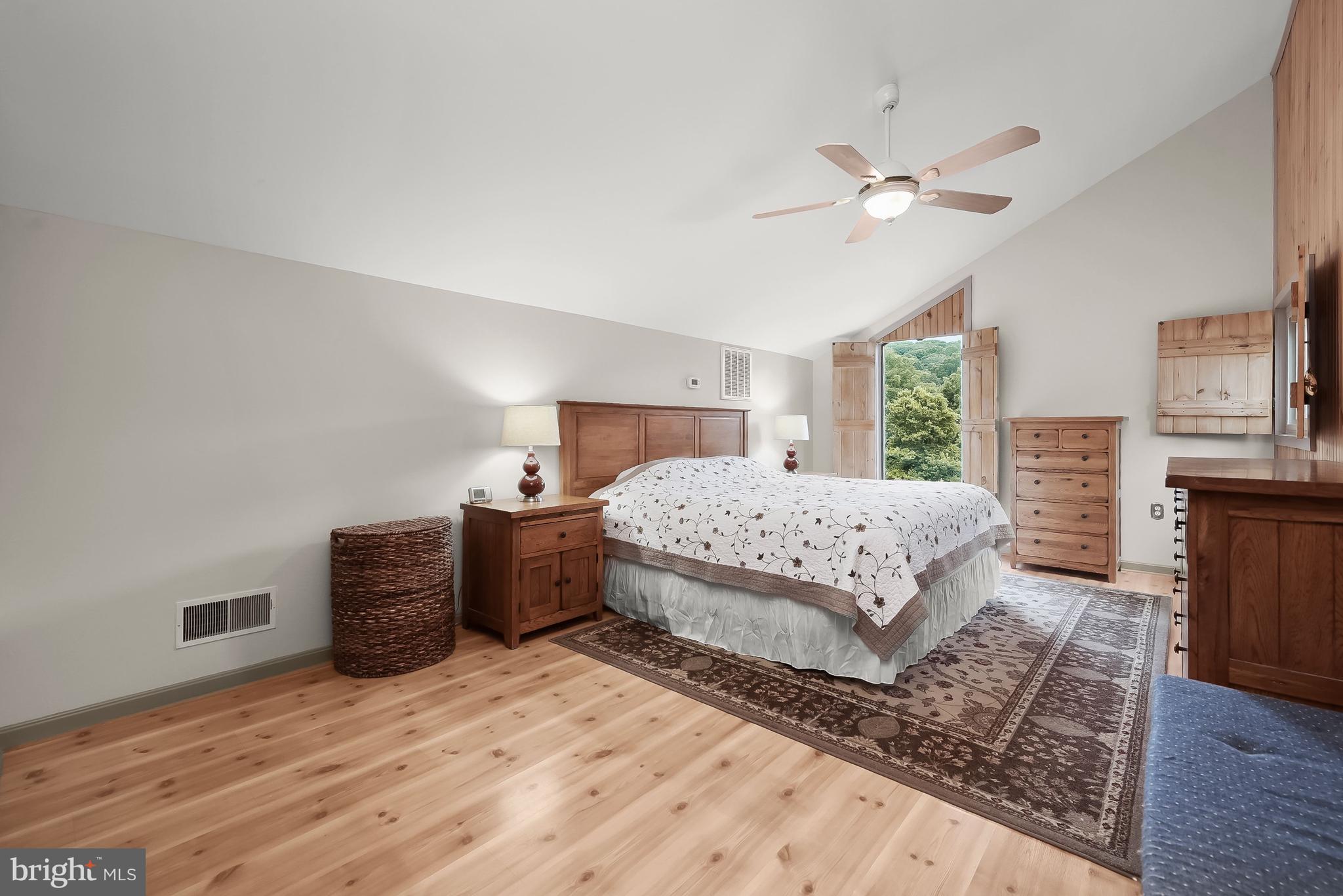 SKYLINE ESTATES - Residential