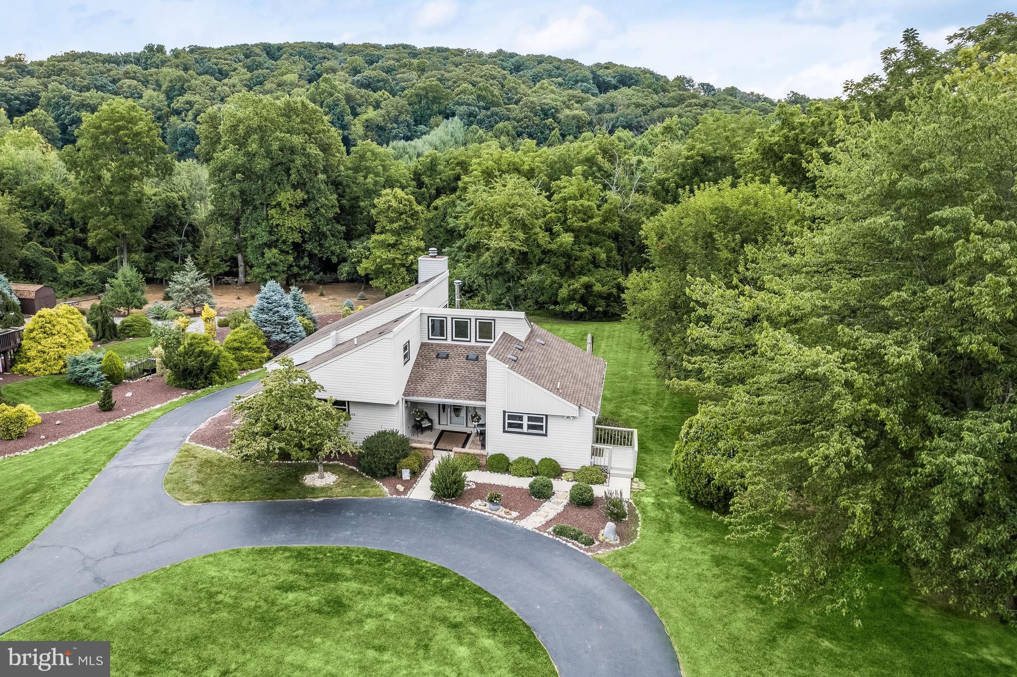 SKYLINE ESTATES - Residential