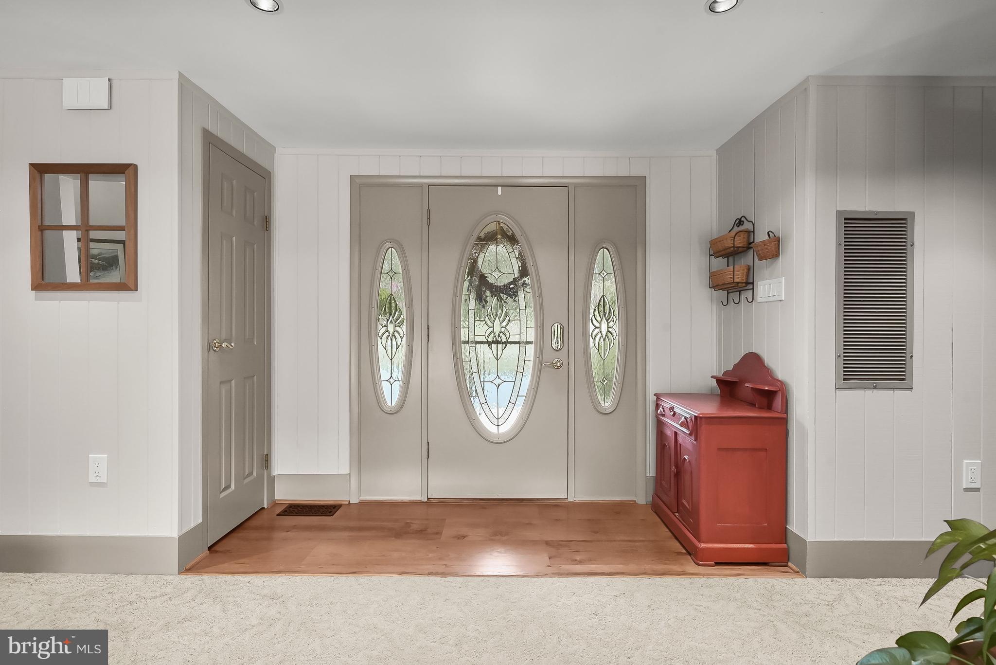 SKYLINE ESTATES - Residential