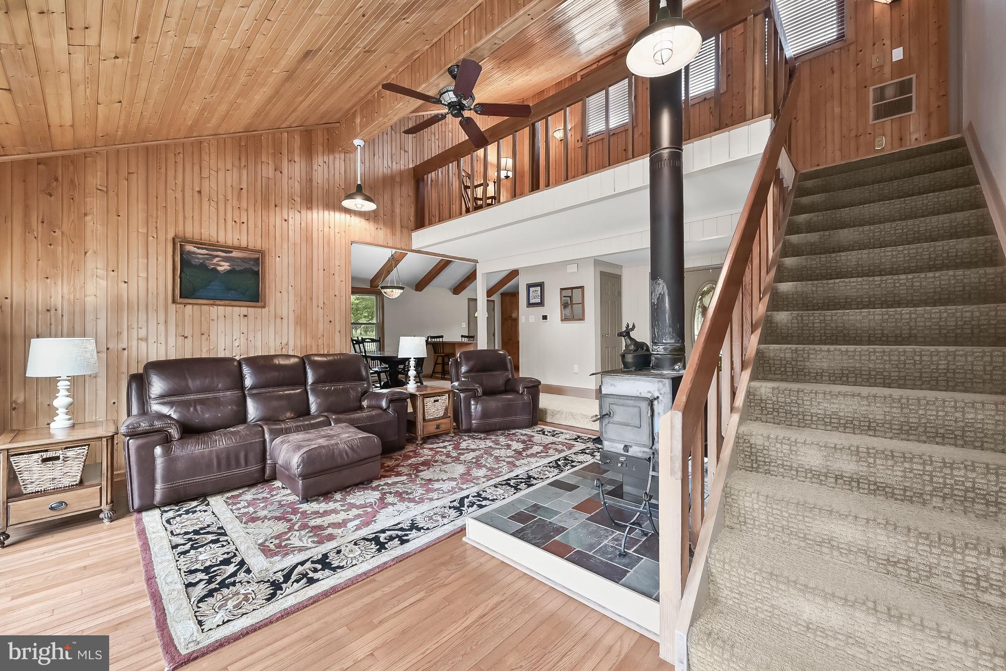 SKYLINE ESTATES - Residential