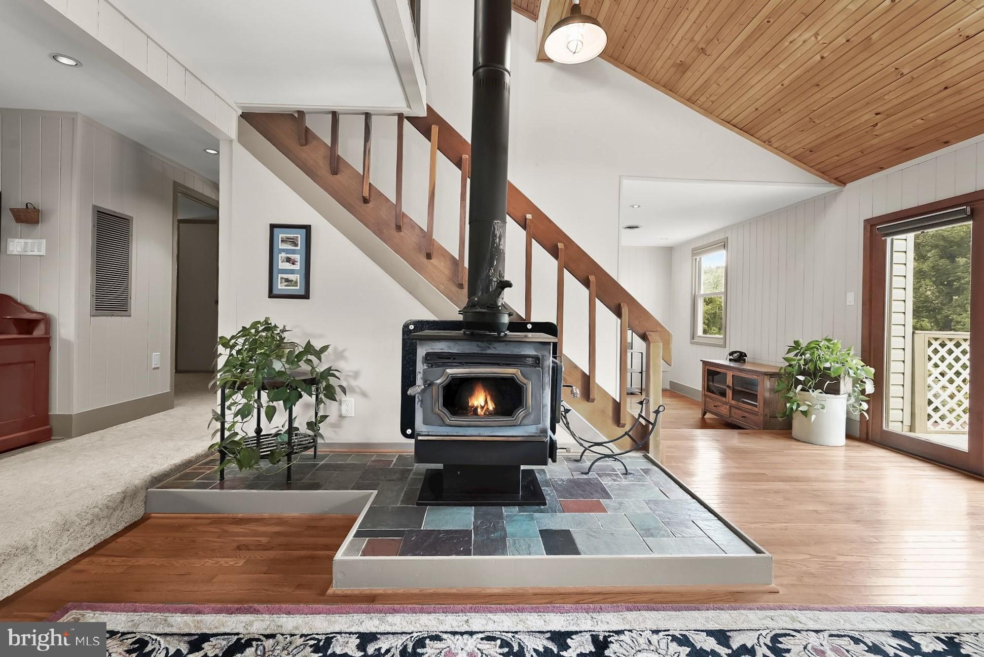 SKYLINE ESTATES - Residential