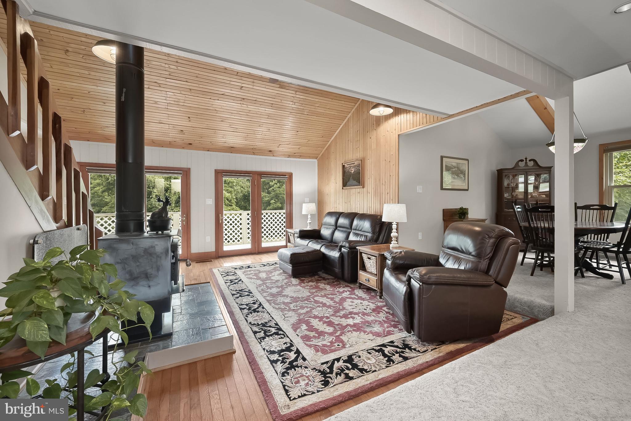 SKYLINE ESTATES - Residential