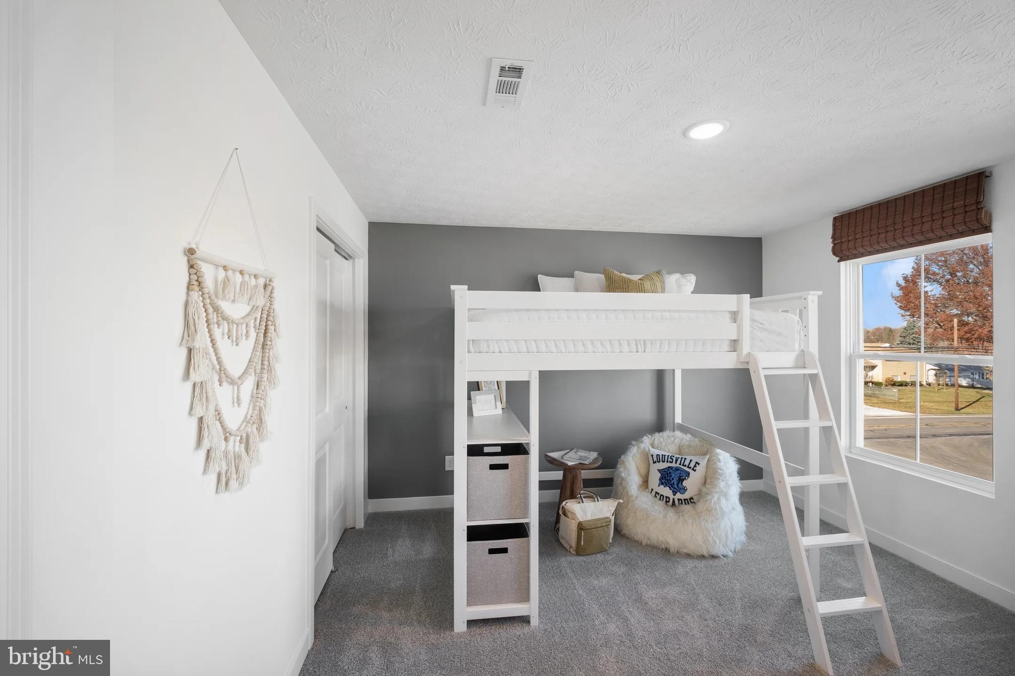 LIBERTY RUN - Residential