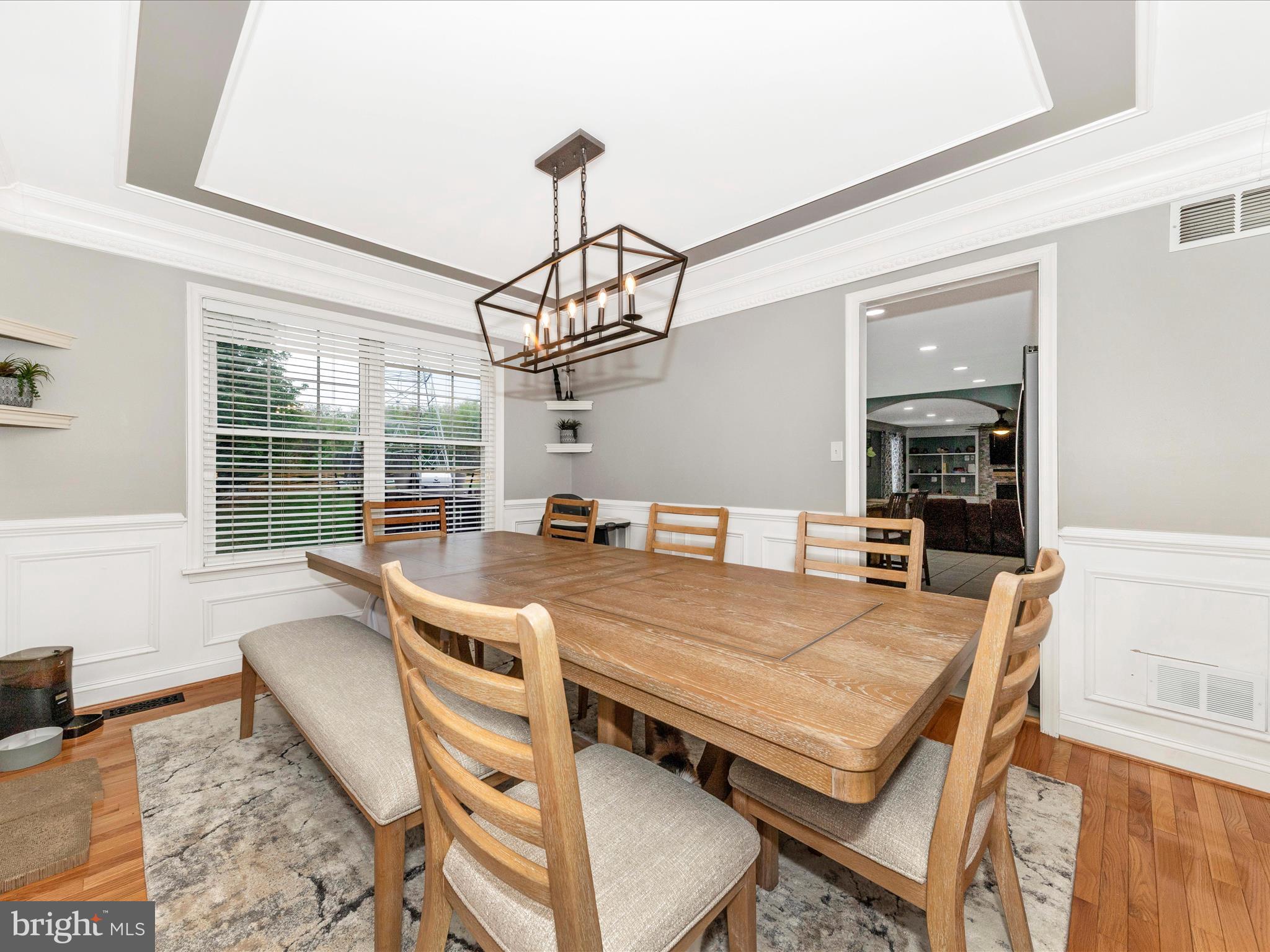 704 BRIDLEWREATH WAY