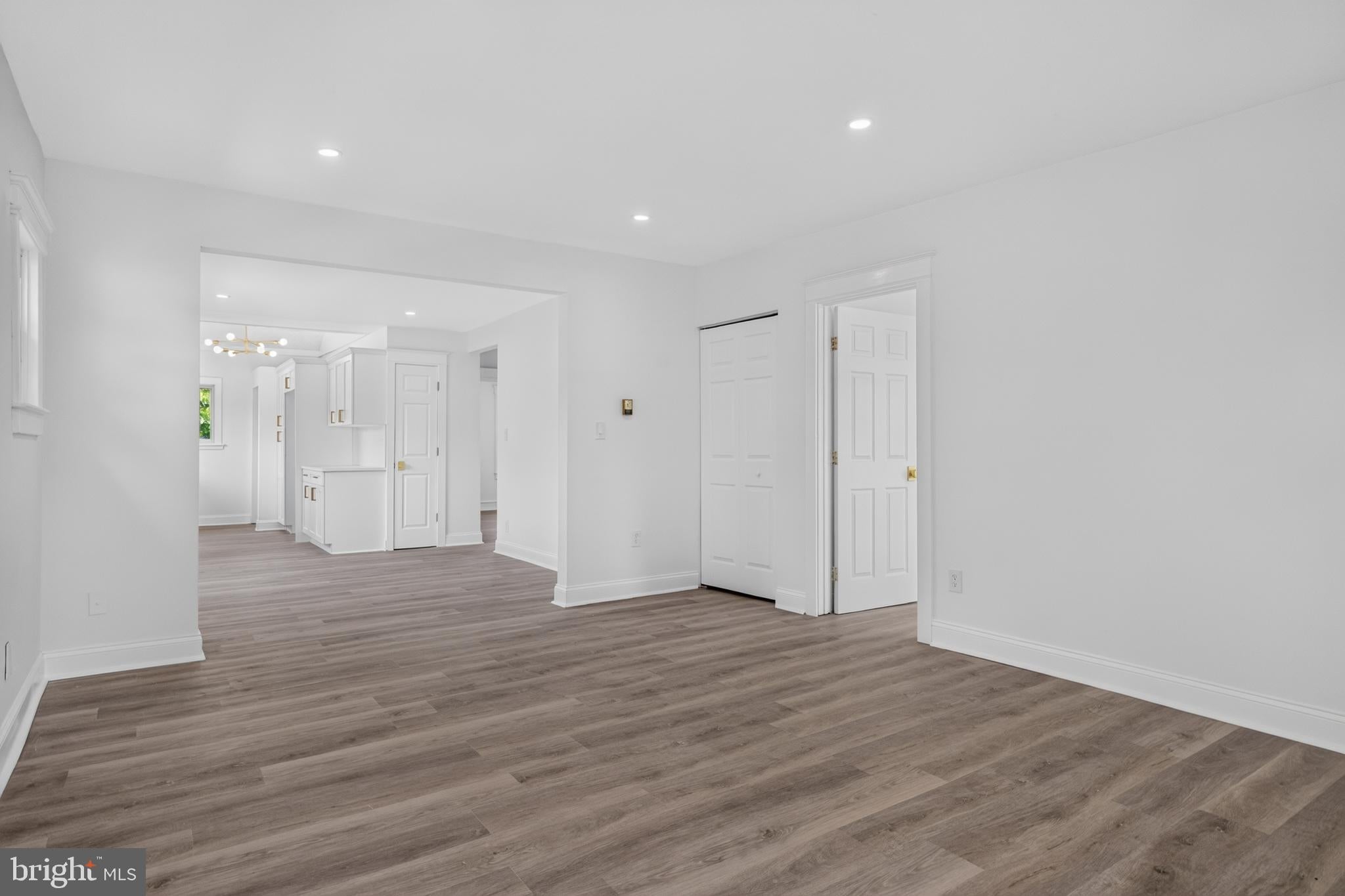 319 LAUREL AVENUE