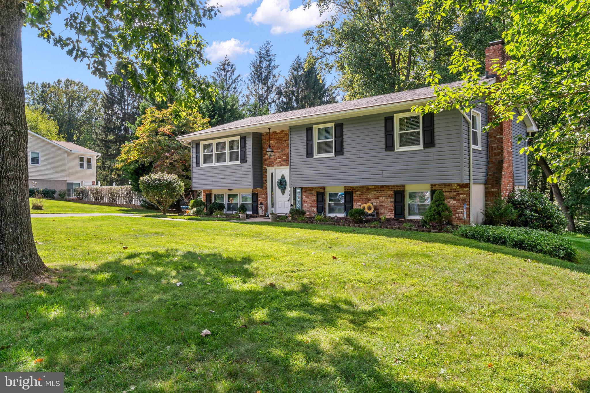 1706 ABELIA ROAD