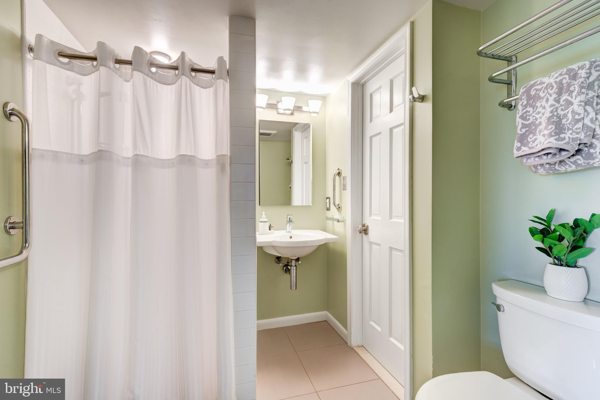 CAMBRIA - Residential