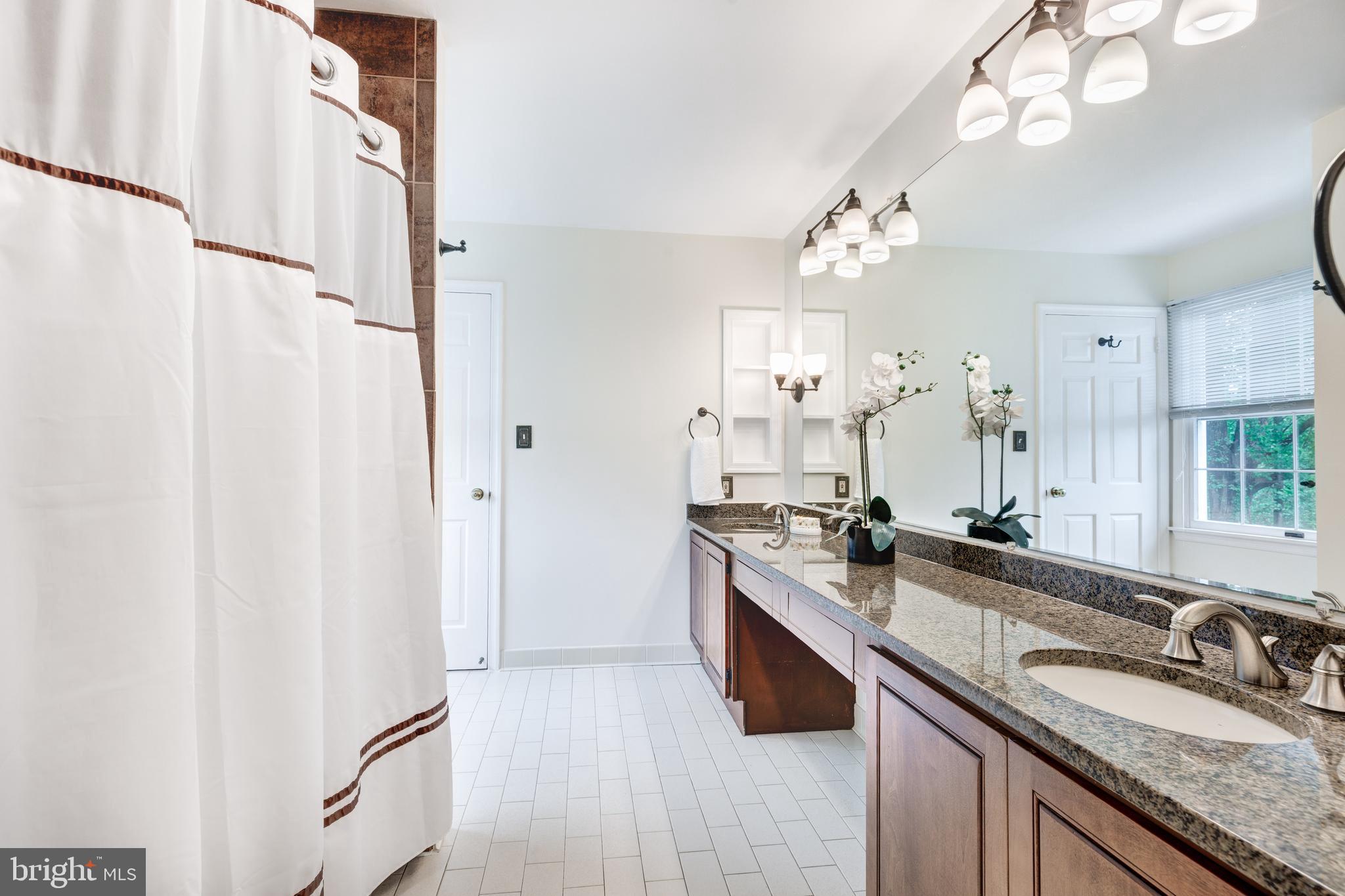 CAMBRIA - Residential