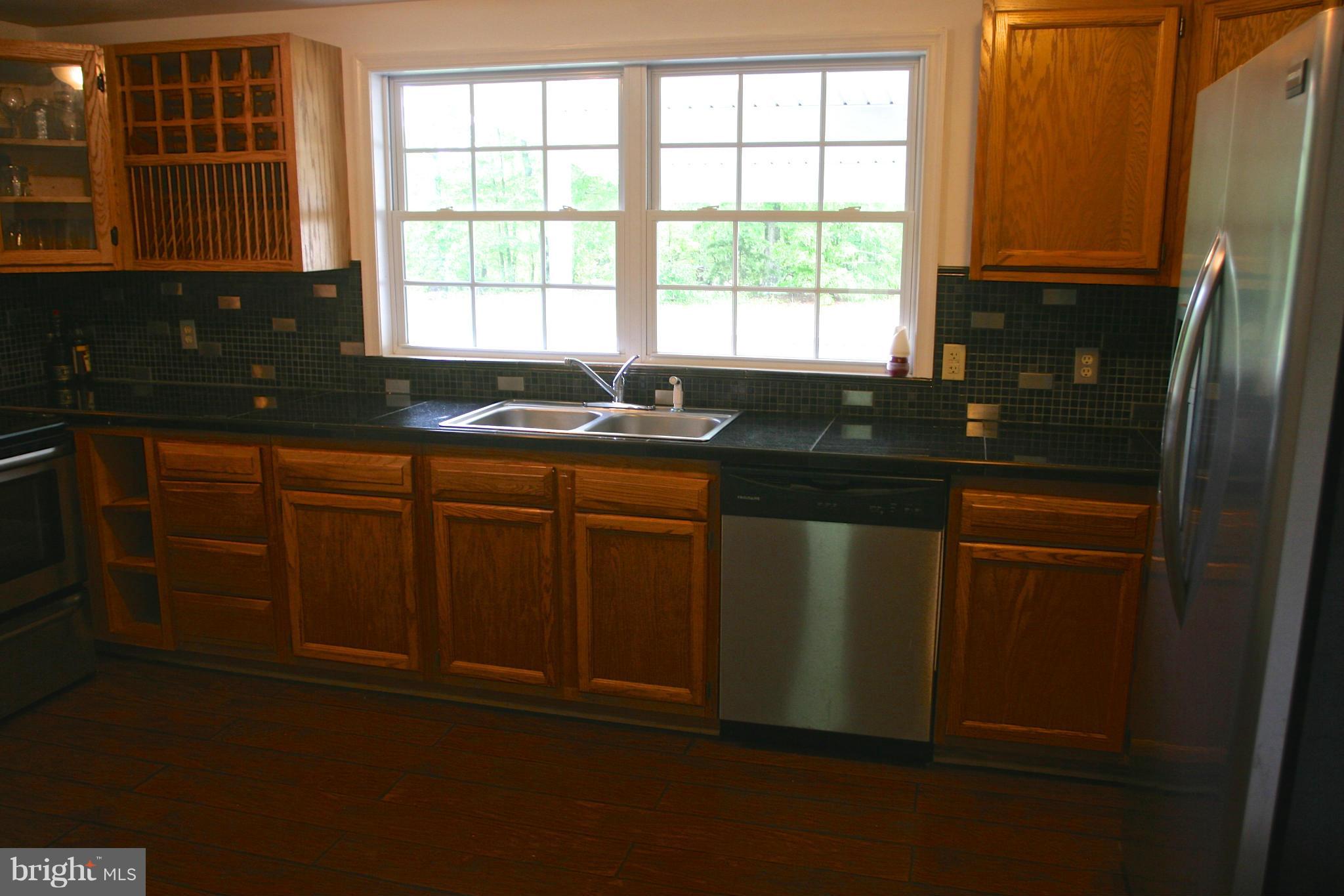 SHADE TREE - Residential