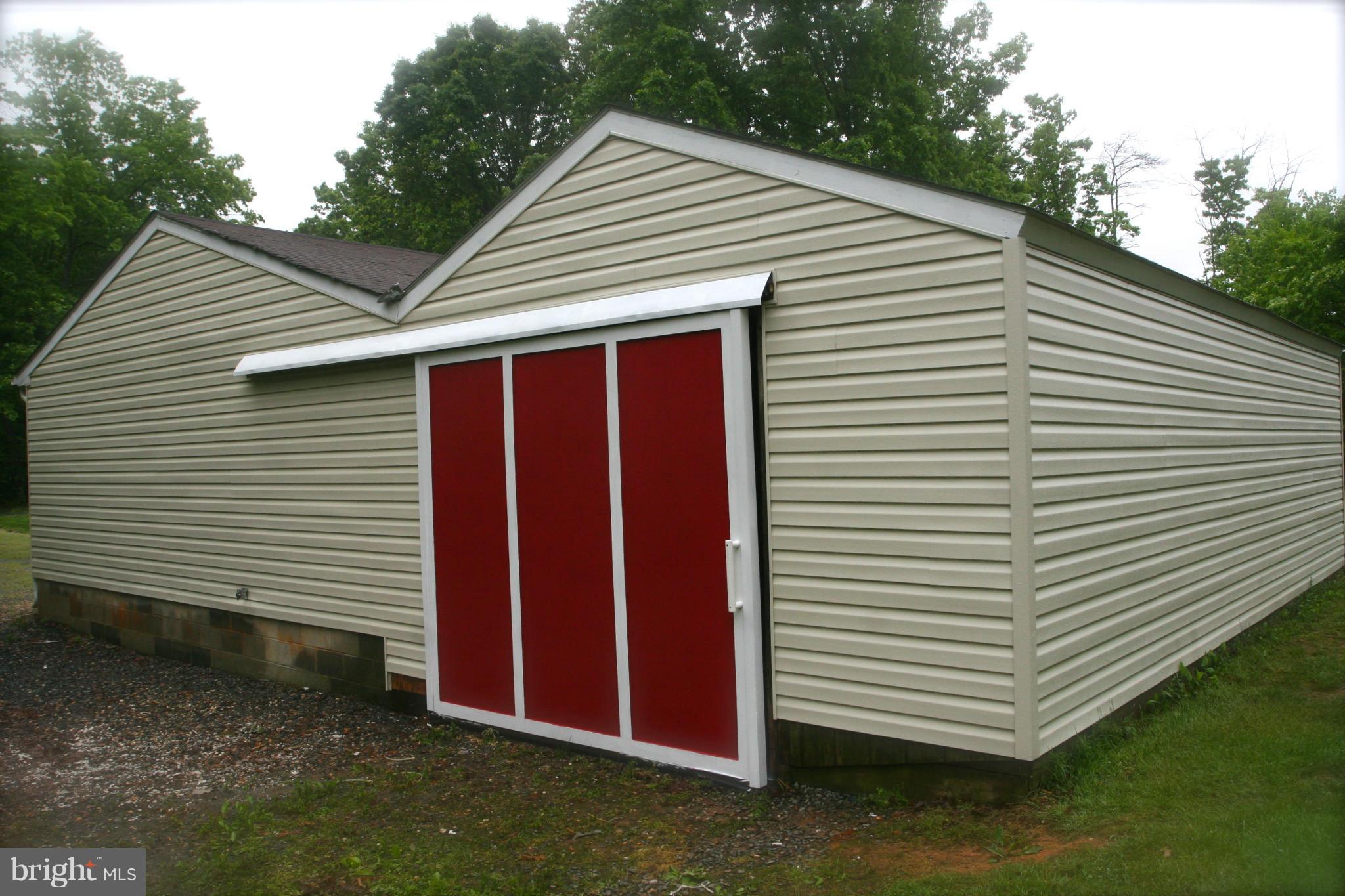 SHADE TREE - Residential