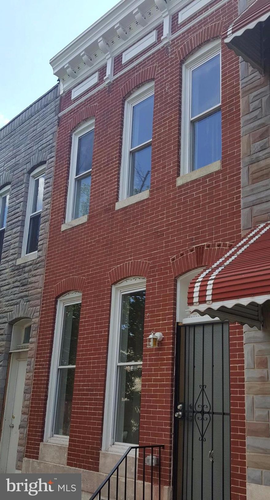 Price reduced... Cozy home nestled in the heart of Baltimore. Excellent home with tenant recently moved from property. This 3 bedroom 2 bathroom home has central air, hardwood floors, new appliances along with granite counter tops in the kitchen. Exquisite craftsmanship throughout the entire home. Central air, great natural lighting in a quiet neighborhood. This home is close to stores, shopping and schools.
