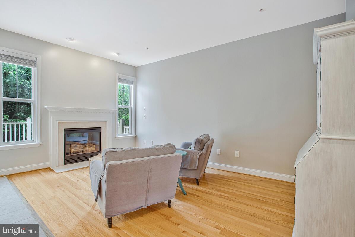 CROFTON GATE - Residential