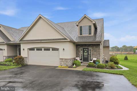 Condo For Sale - 127 Anna Lane<br/> ELIZABETHTOWN, PA 17022