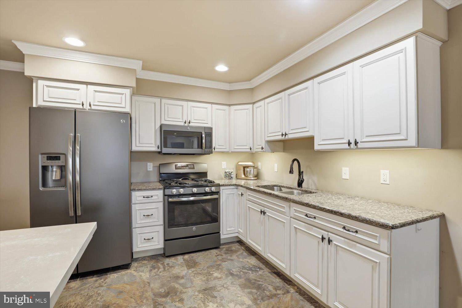 SHEAFFER RIDGE - Residential