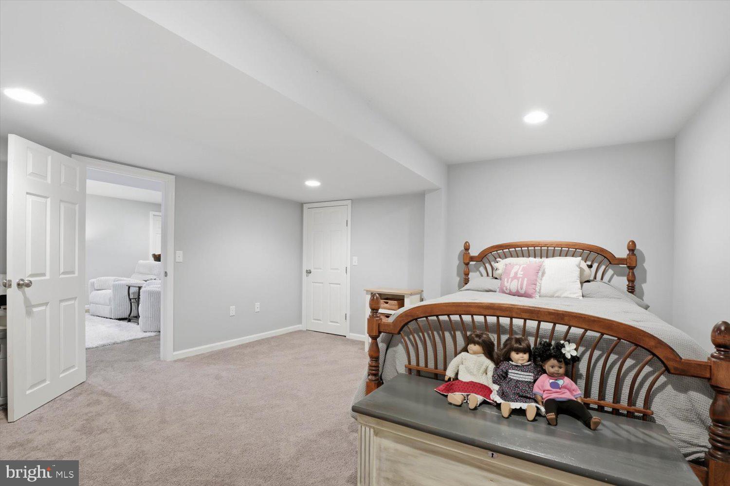 SHEAFFER RIDGE - Residential